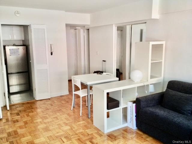 210 E 63rd Street Unit: 11B thumbnail 3