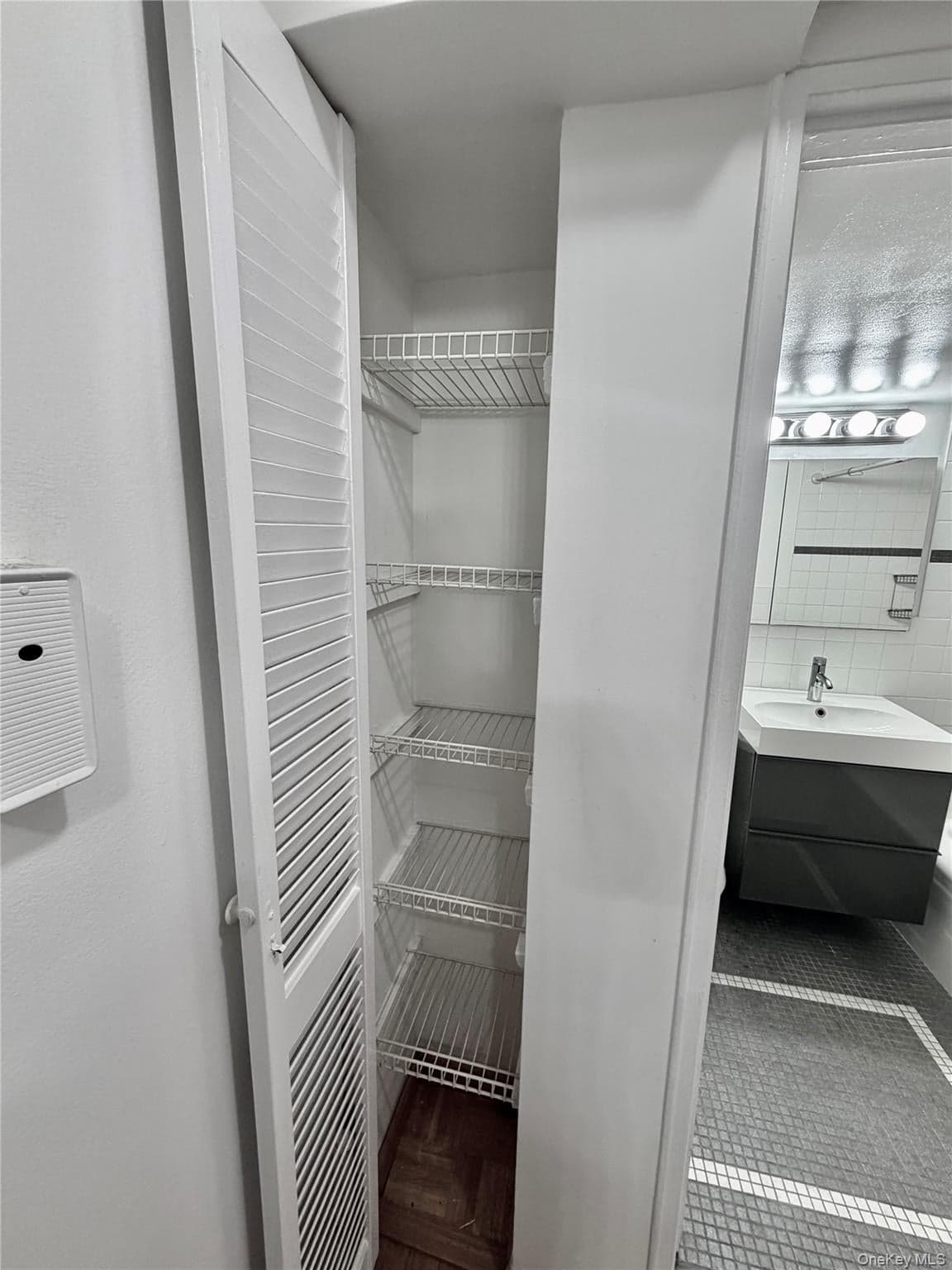 210 E 63rd Street Unit: 11B thumbnail 12