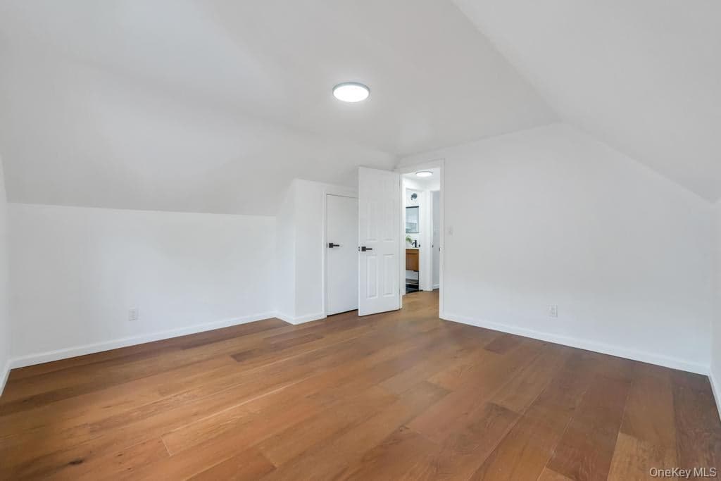 20 Howard Street thumbnail 17