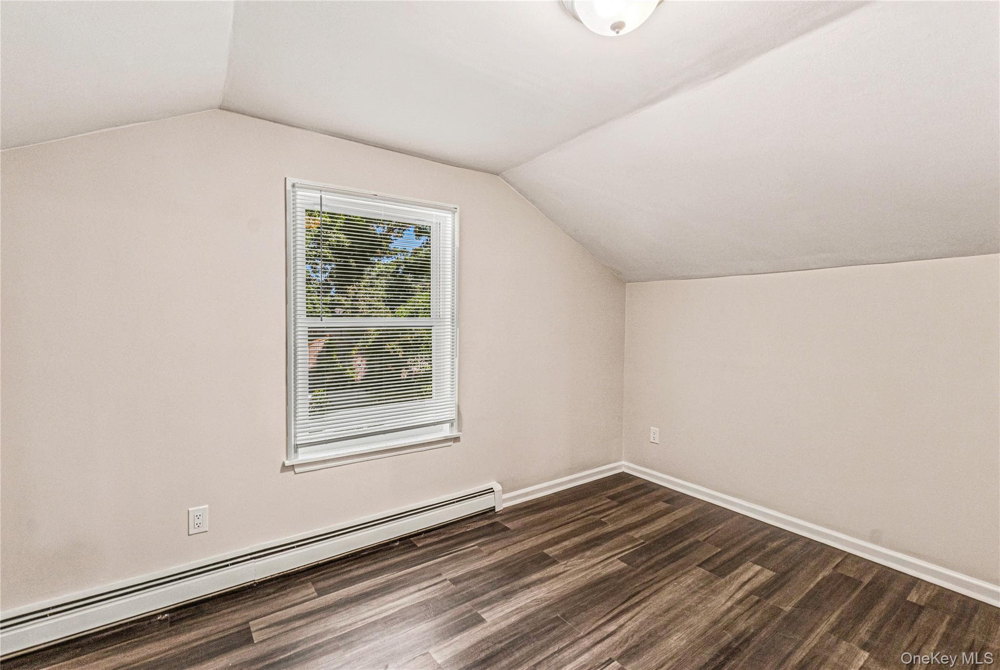 155 Moriches Avenue thumbnail 11