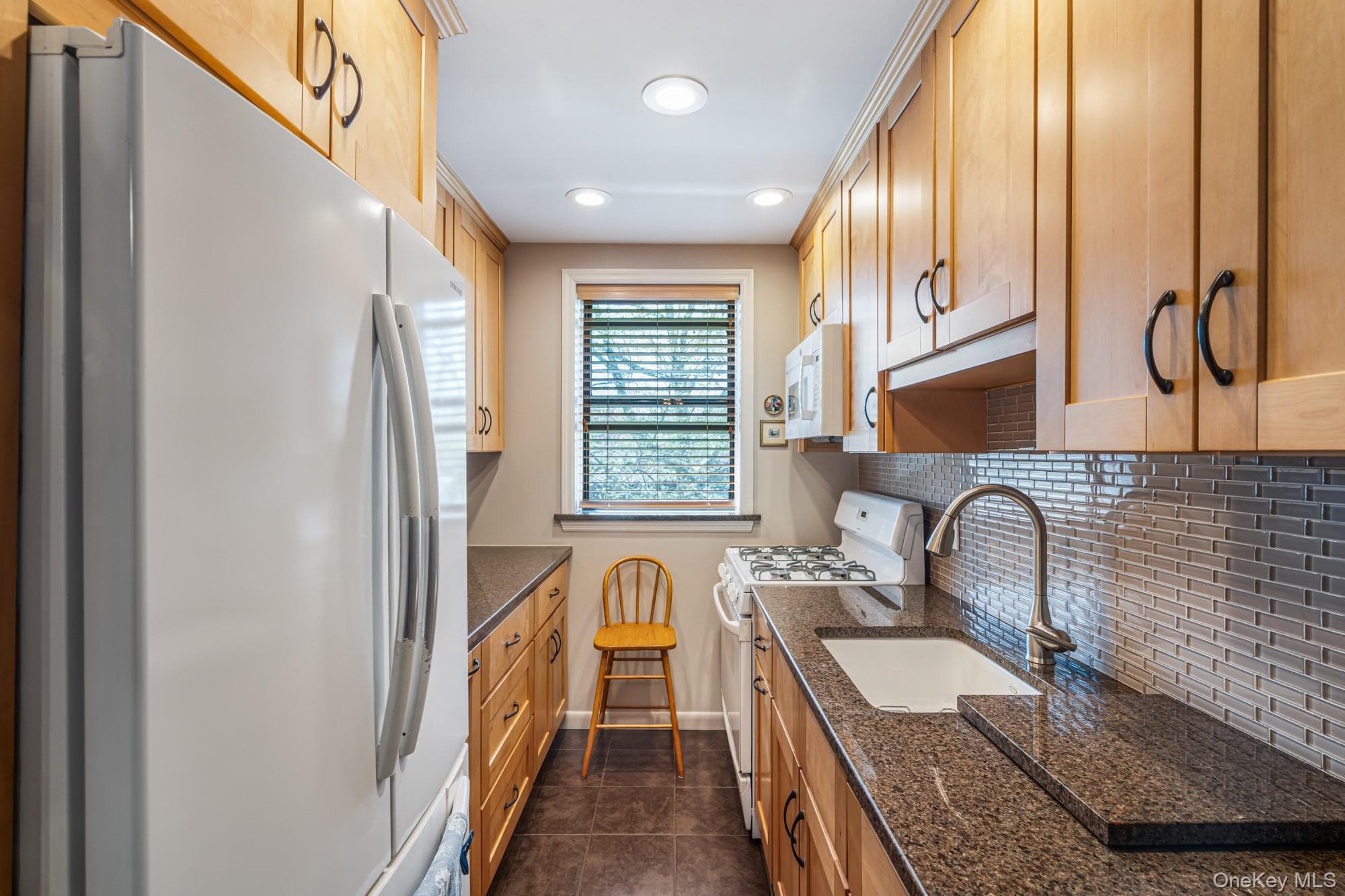 189-19 39th Avenue Unit: 117 thumbnail 6