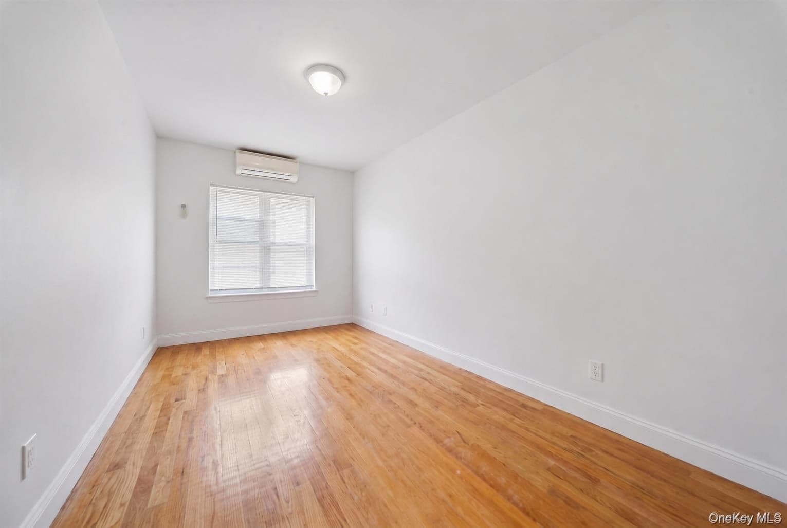 6908 Penelope Avenue thumbnail 16