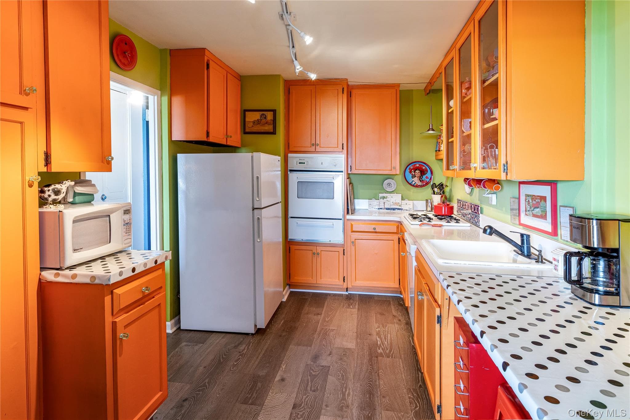 2500 Johnson Avenue Unit: 7S thumbnail 8