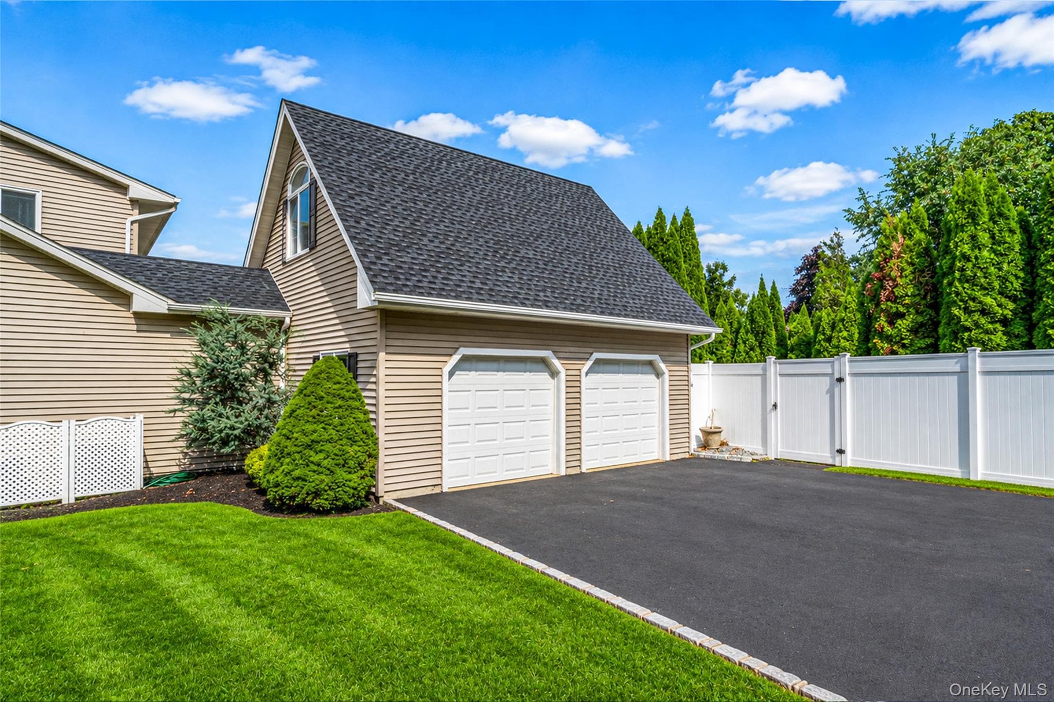 164 Cedrus Avenue thumbnail 6