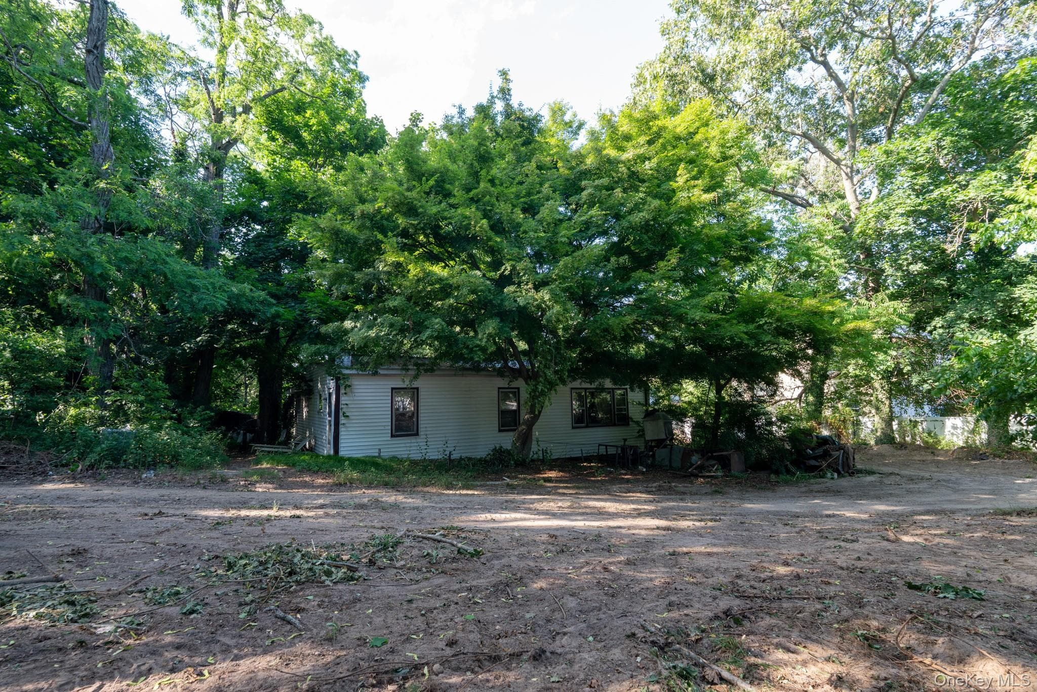 357 Smithtown Boulevard thumbnail 18