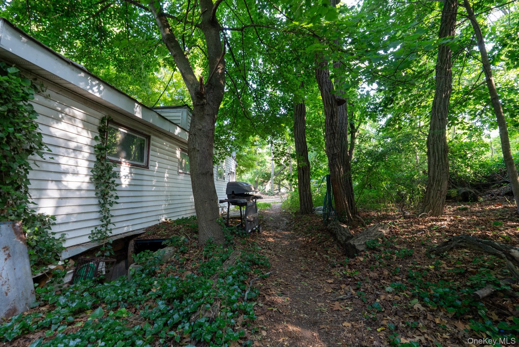 357 Smithtown Boulevard thumbnail 23