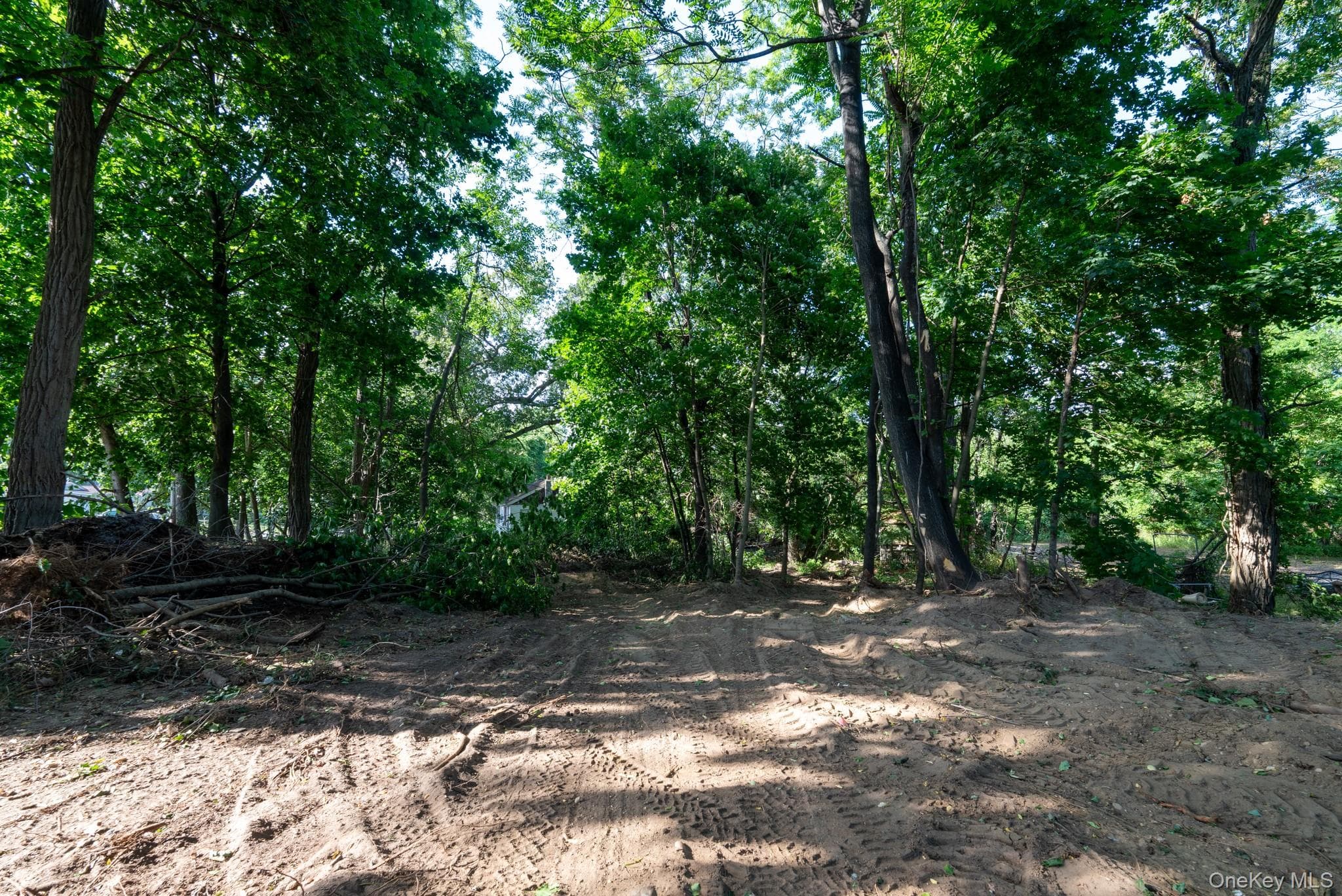 357 Smithtown Boulevard thumbnail 15