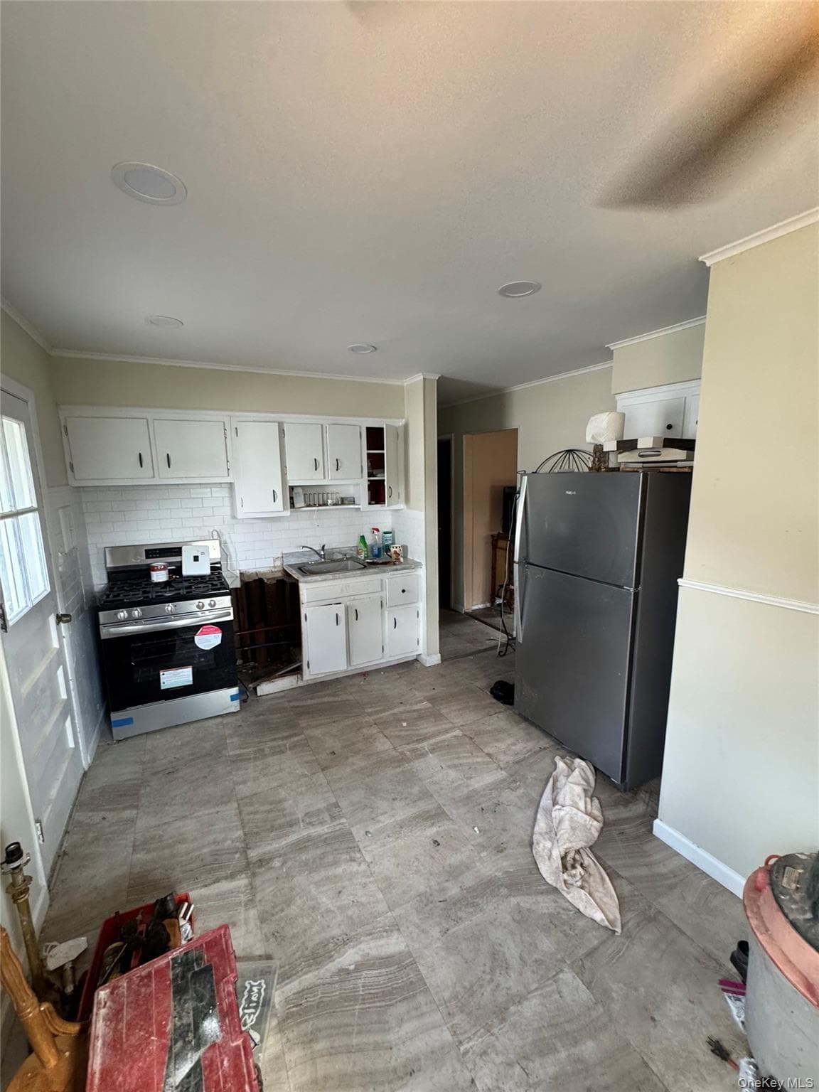 283 Doherty Avenue thumbnail 3