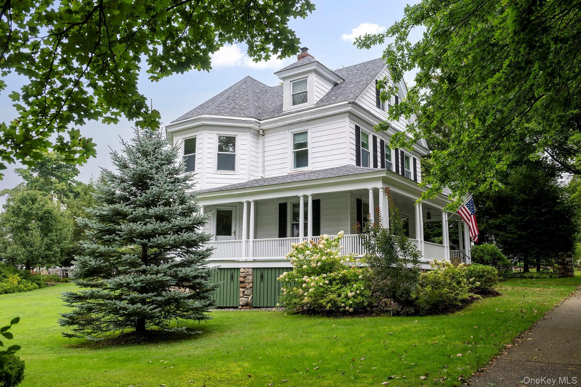 3315 Franklin Avenue thumbnail 3