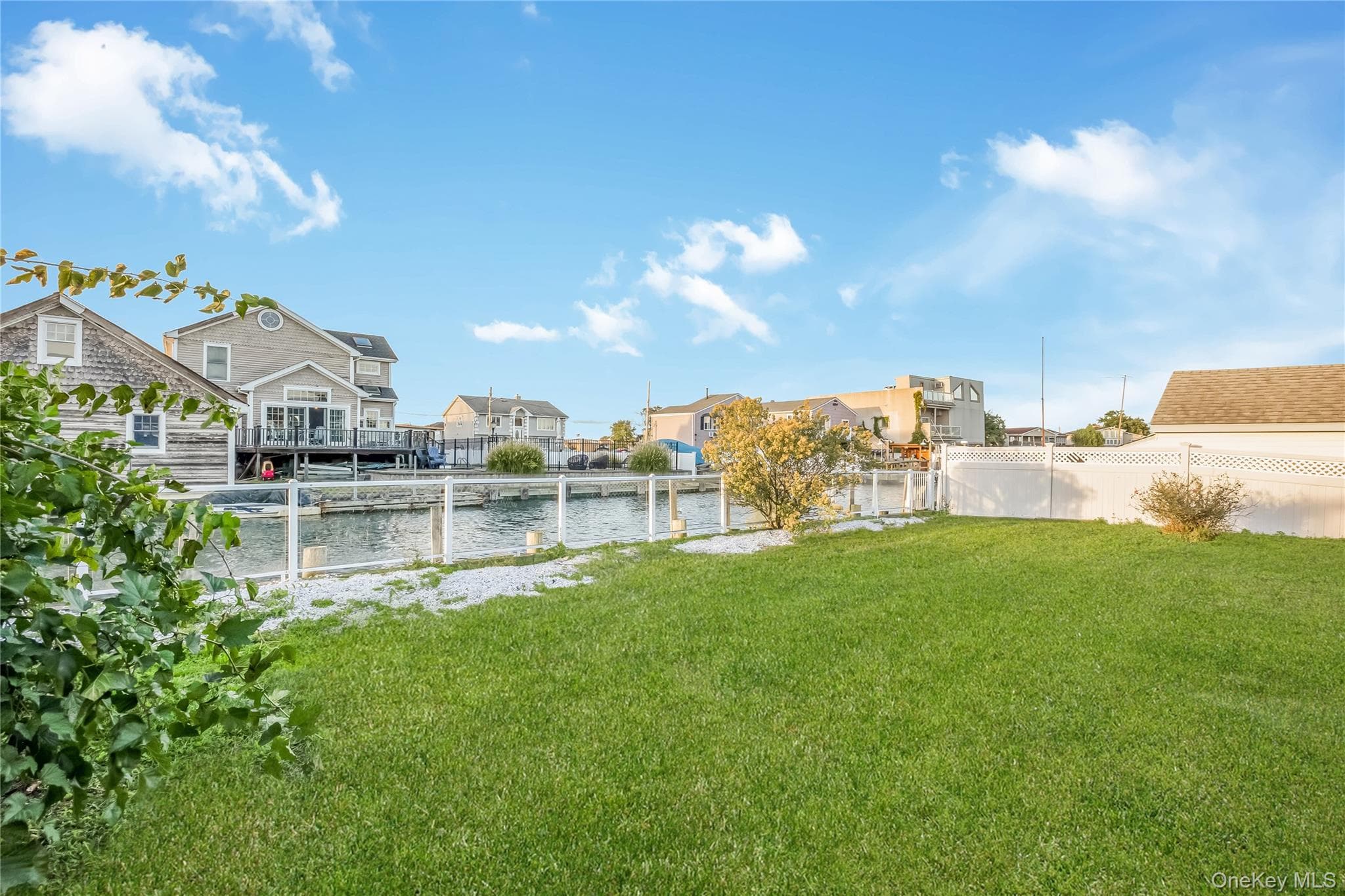 1115 Jackson Place thumbnail 4