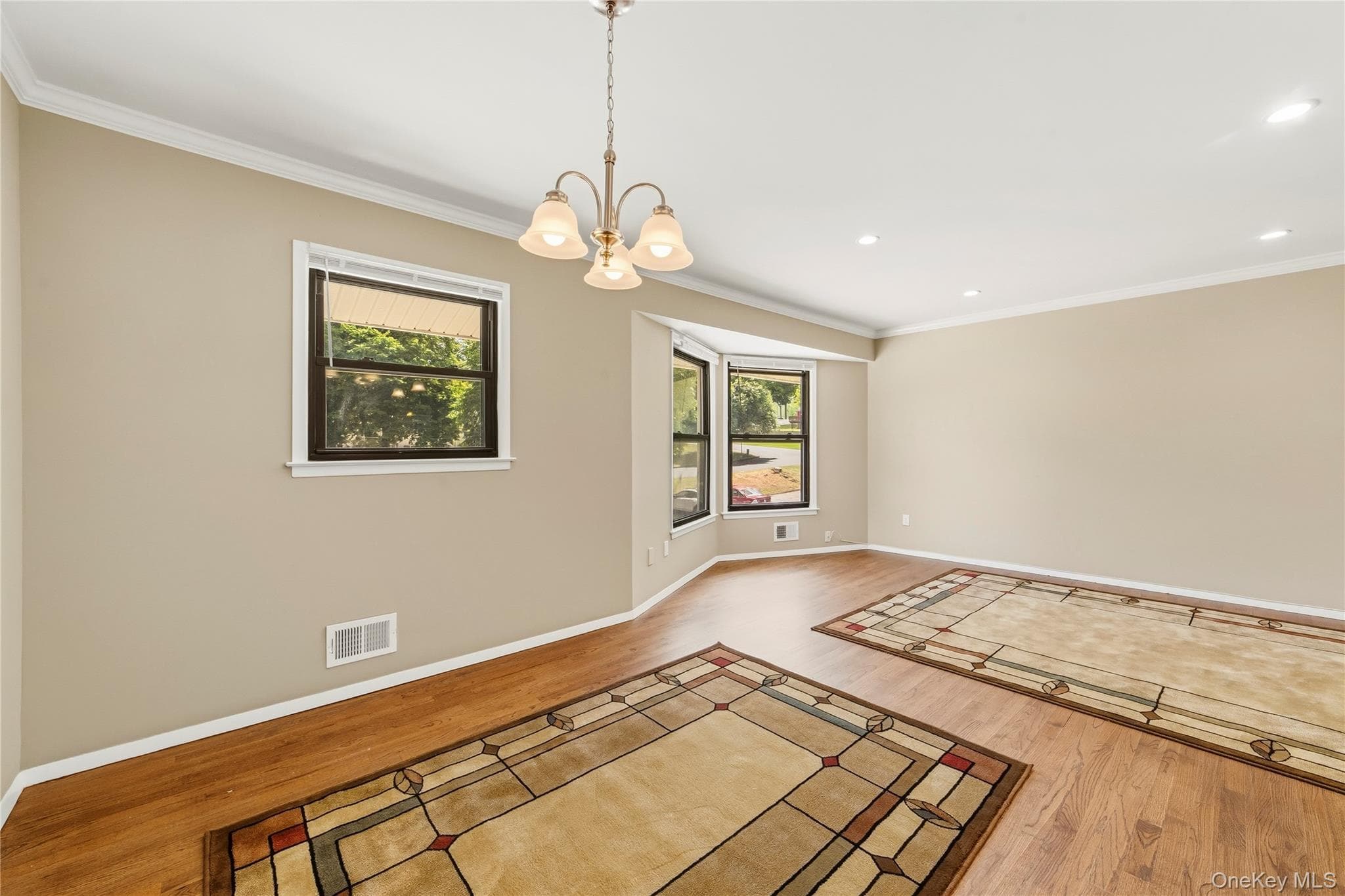27 Walden Court Unit: J thumbnail 8