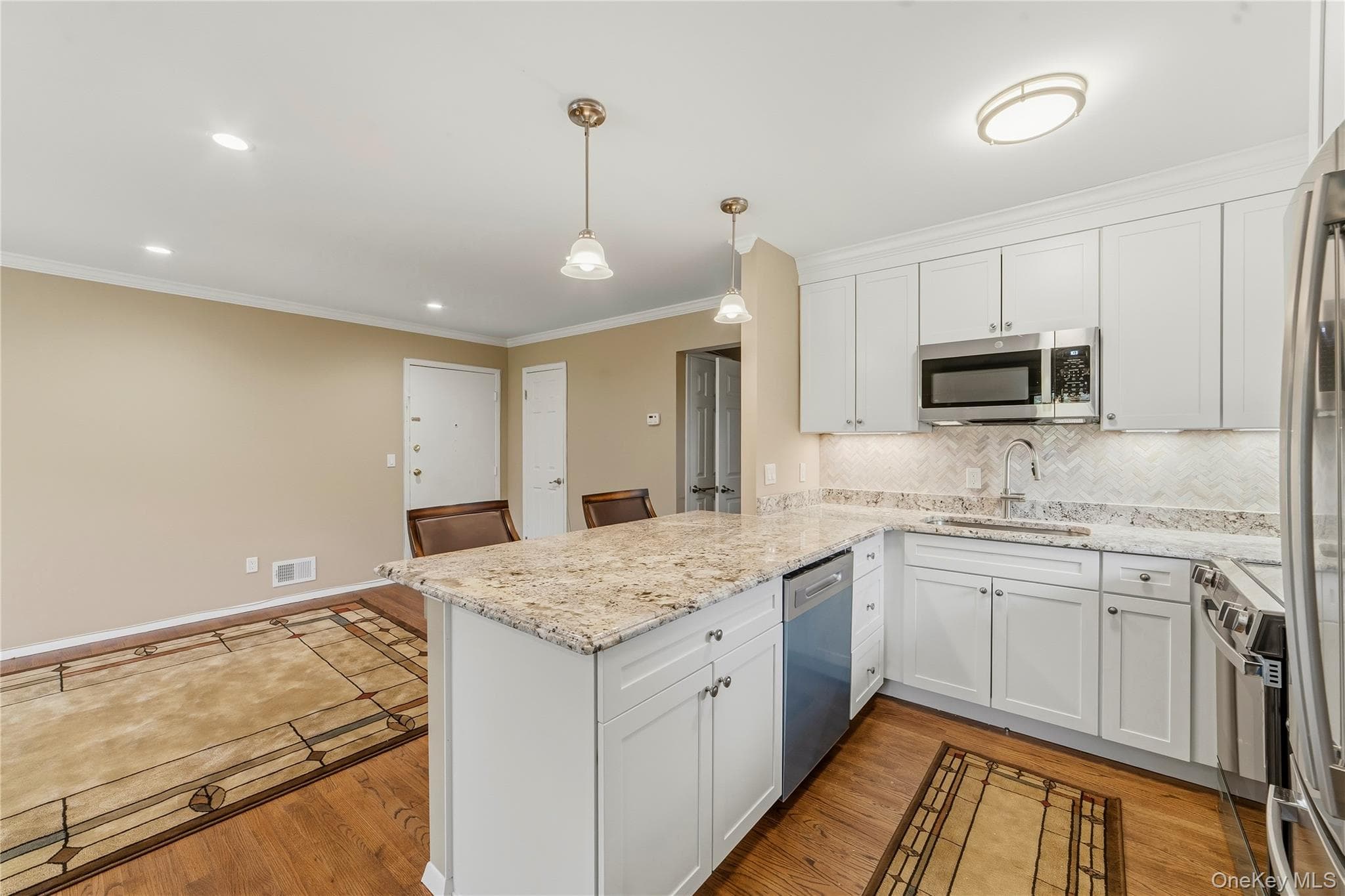 27 Walden Court Unit: J thumbnail 10