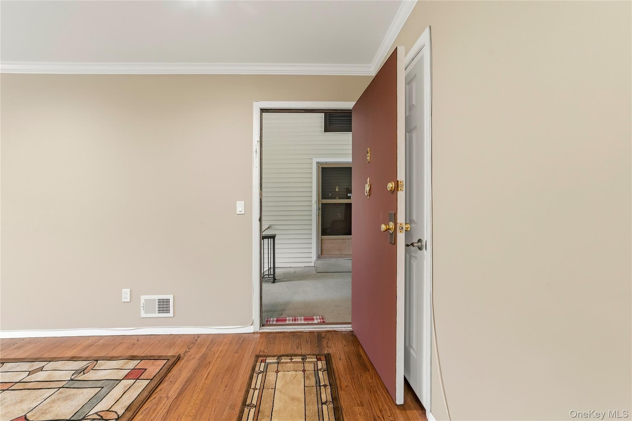 27 Walden Court Unit: J thumbnail 4