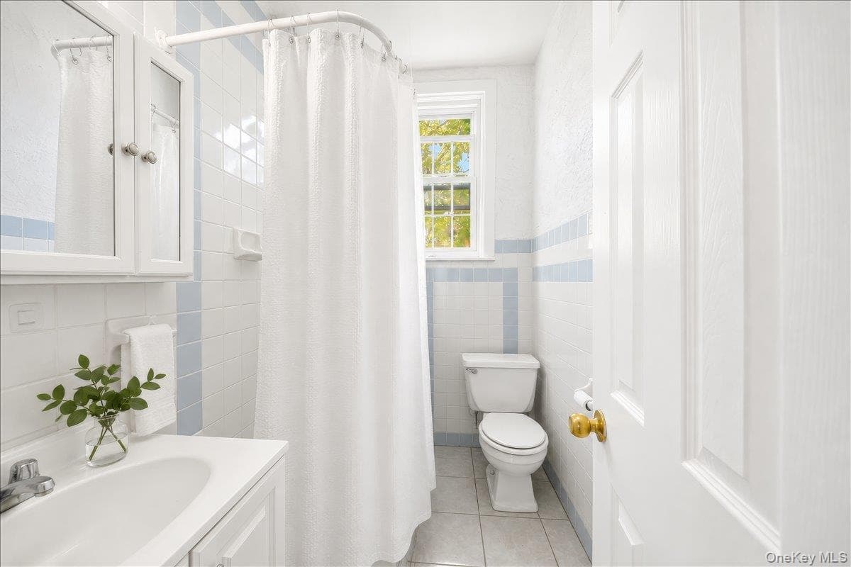 208 Tompkins Road thumbnail 10