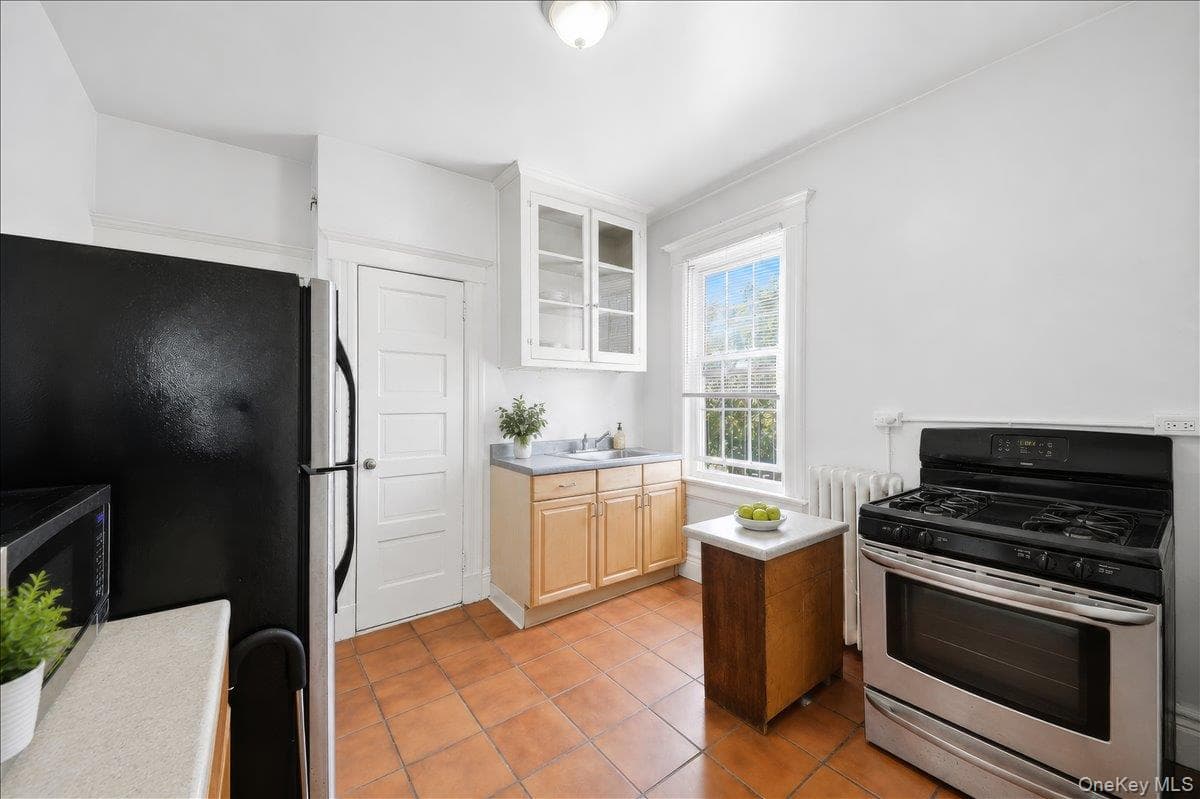 208 Tompkins Road thumbnail 24