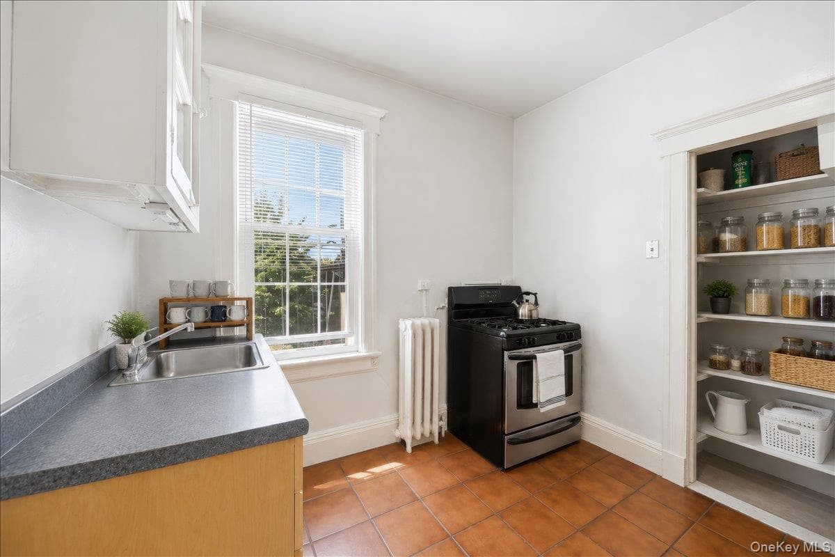 208 Tompkins Road thumbnail 23