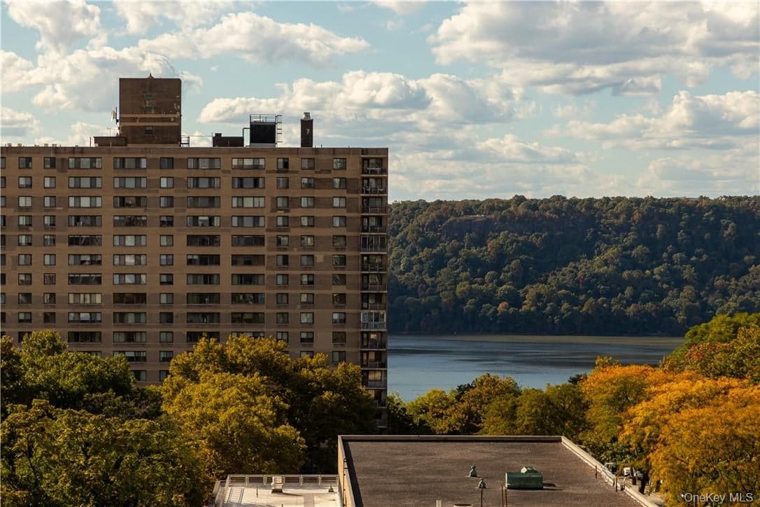 640 W 237th Street Unit: 12B, Bronx