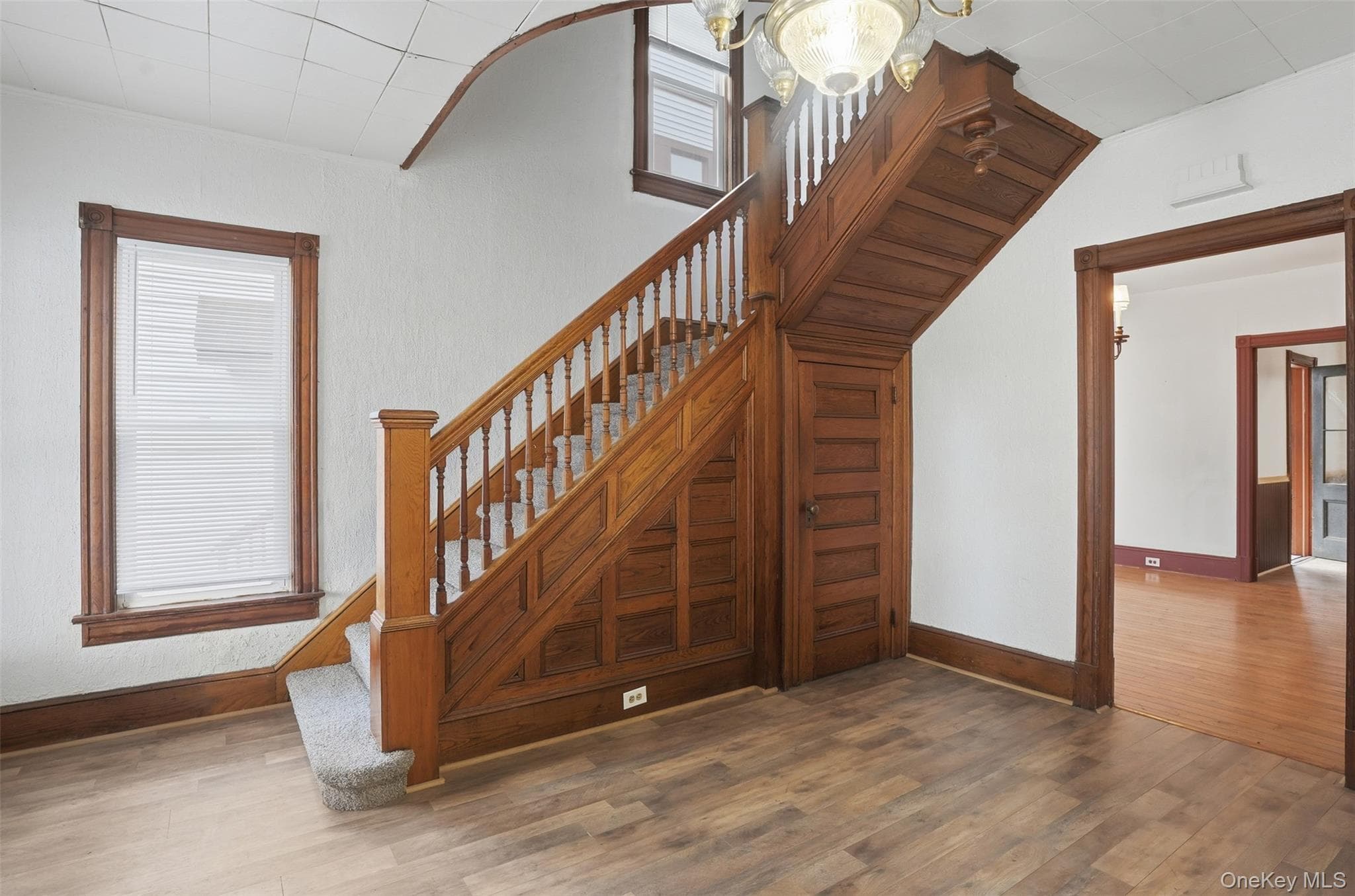 8 Sullivan Avenue thumbnail 15