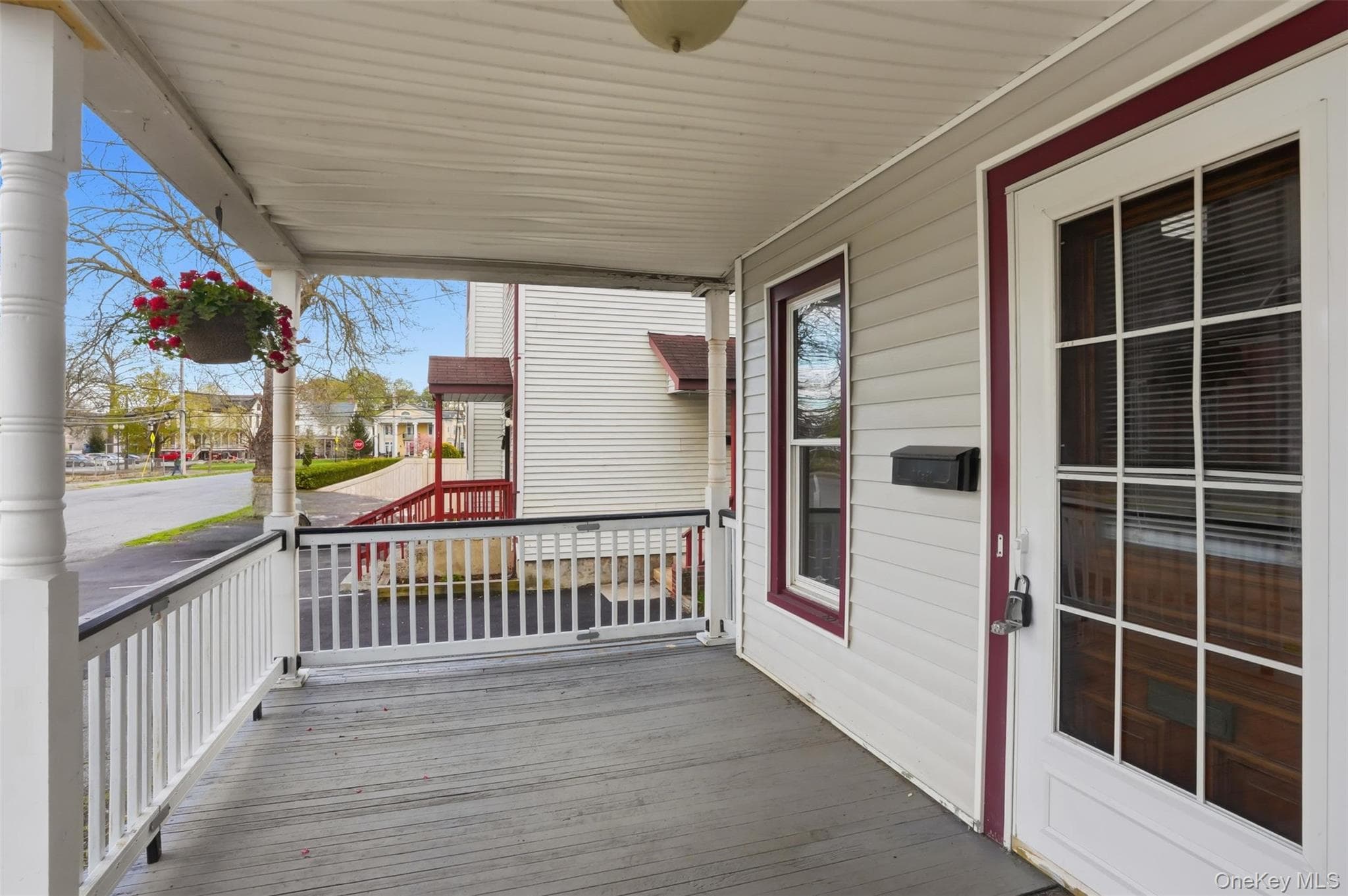 8 Sullivan Avenue thumbnail 11