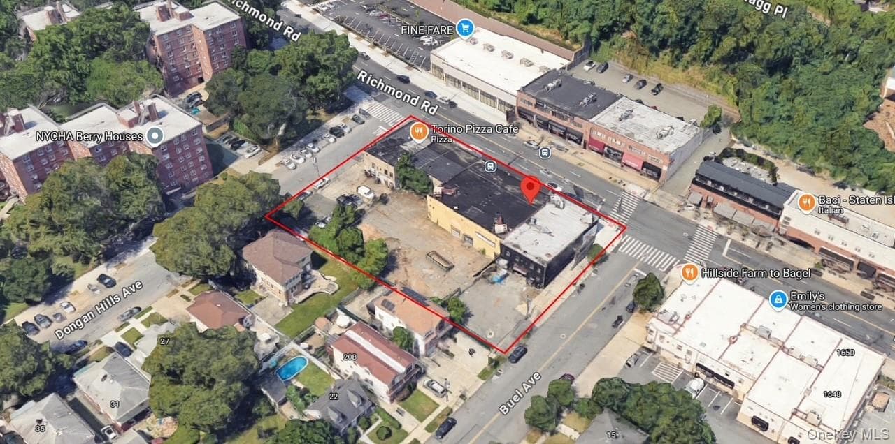 1674-1696 Richmond Rd thumbnail 5
