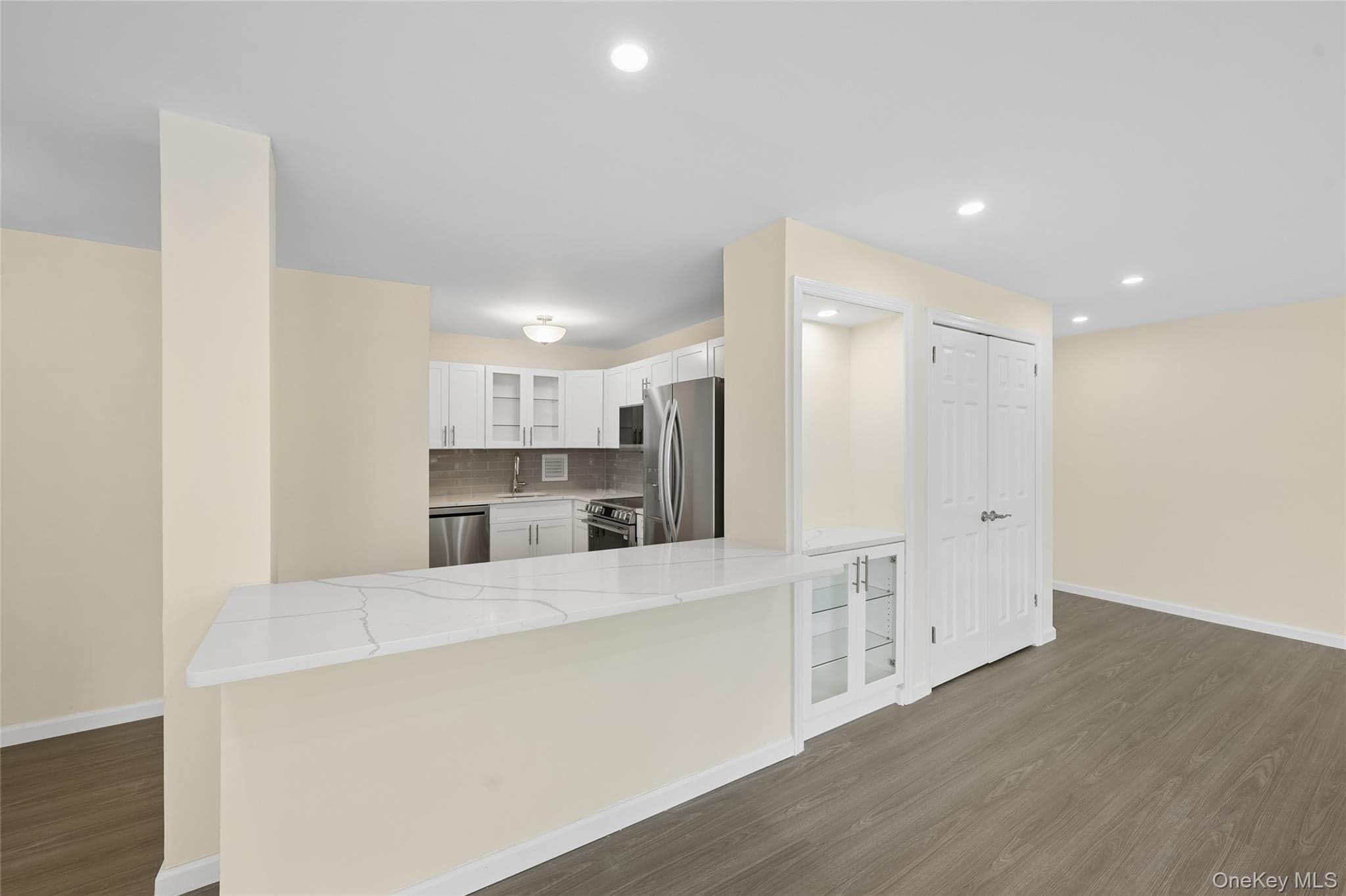 166-26 Powells Cove Boulevard Unit: 3D, Beechhurst