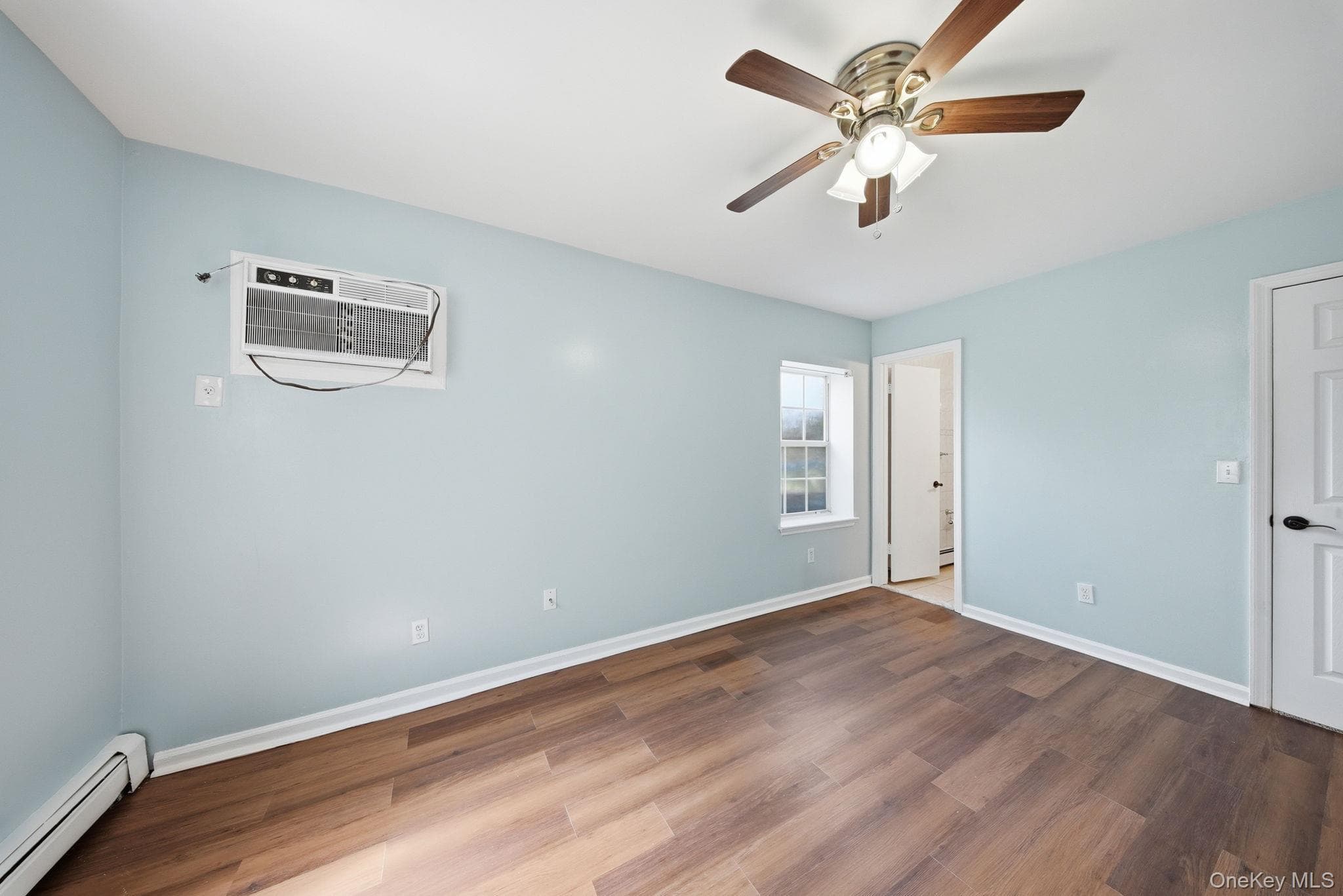 18 Lexington Hill Unit: 8 thumbnail 14