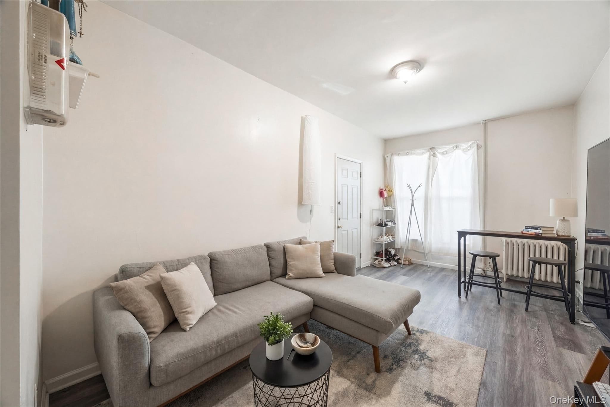 2412 Grand Avenue thumbnail 18
