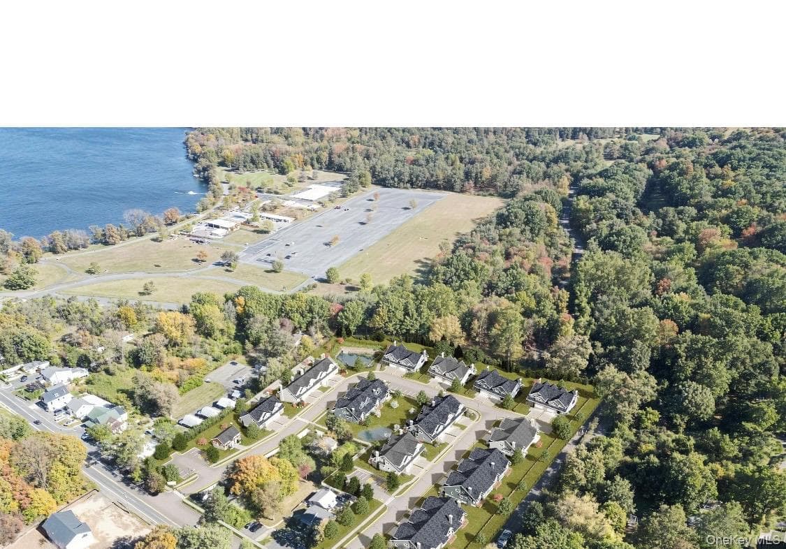 741 Route 9w Unit: 5, Valley Cottage