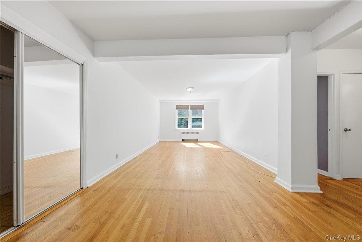 2080 Barnes Avenue Unit: 2D thumbnail 3