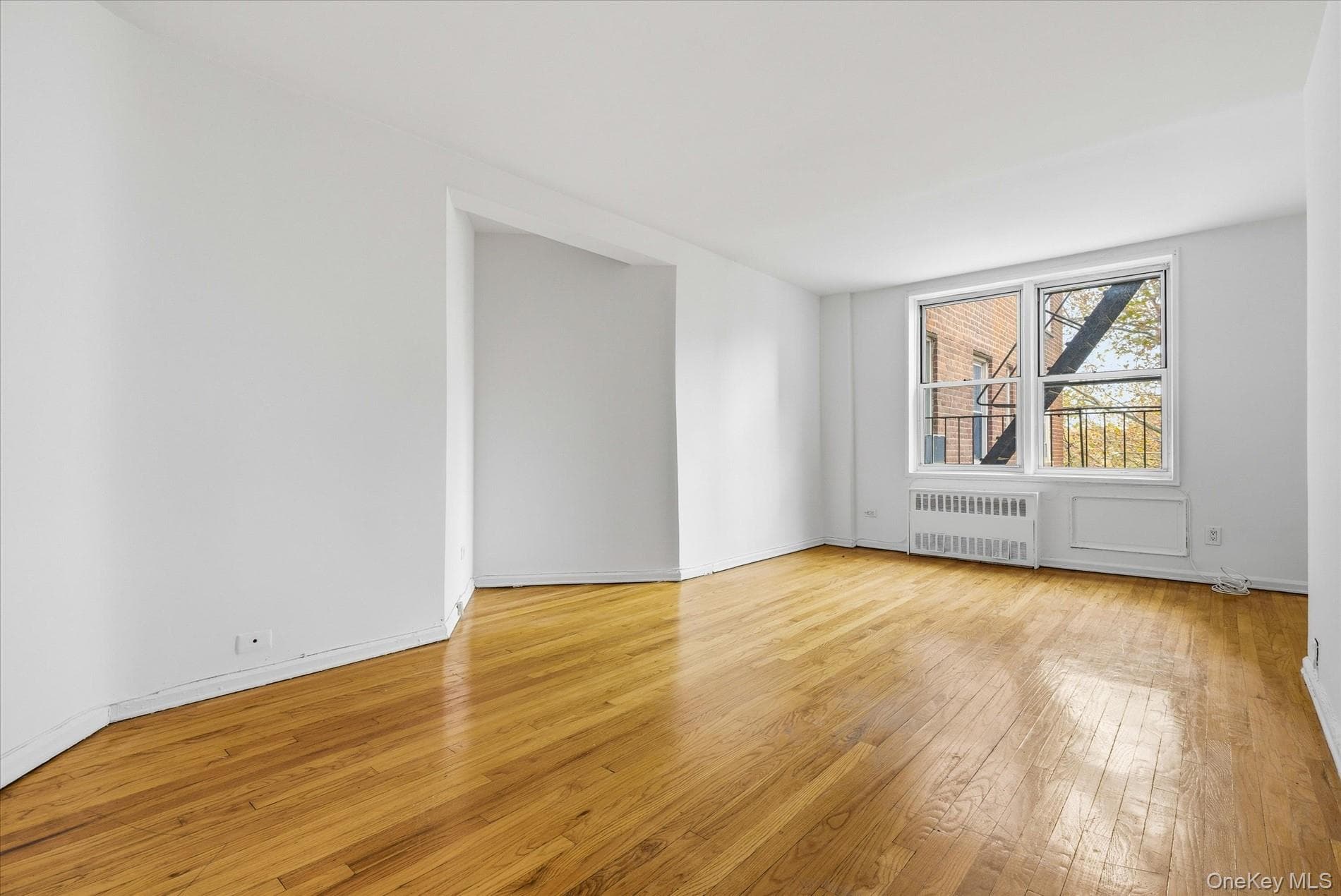 60-11 Broadway Unit: 4N thumbnail 2