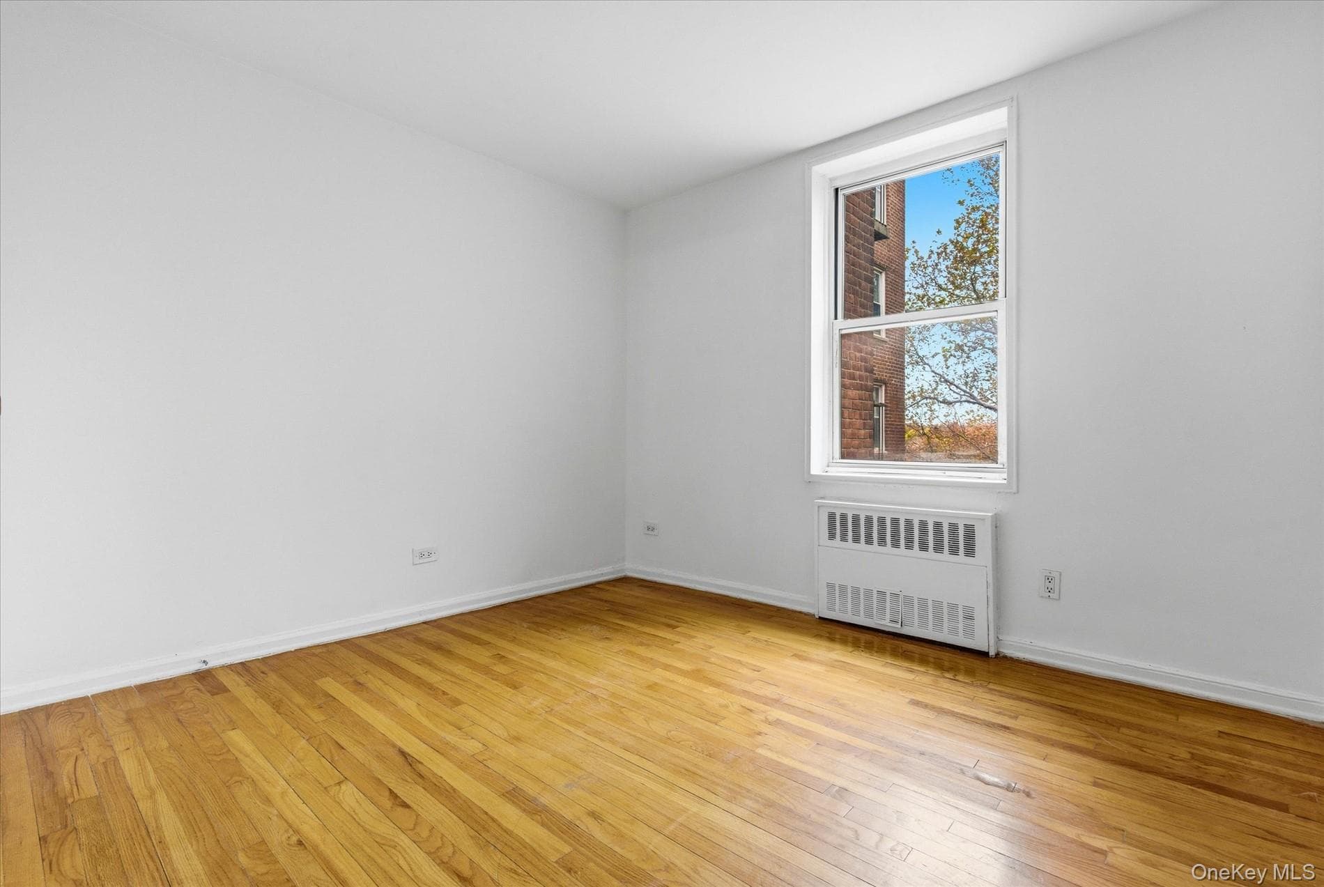 60-11 Broadway Unit: 4N thumbnail 10