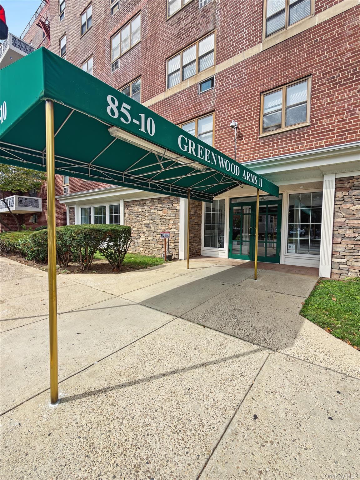 85 10 151st Ave Ave Unit: 5G, Howard Beach