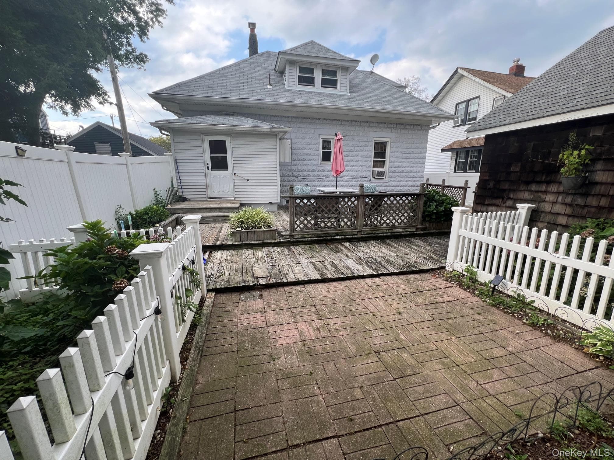 1014 Bonaparte Place thumbnail 24