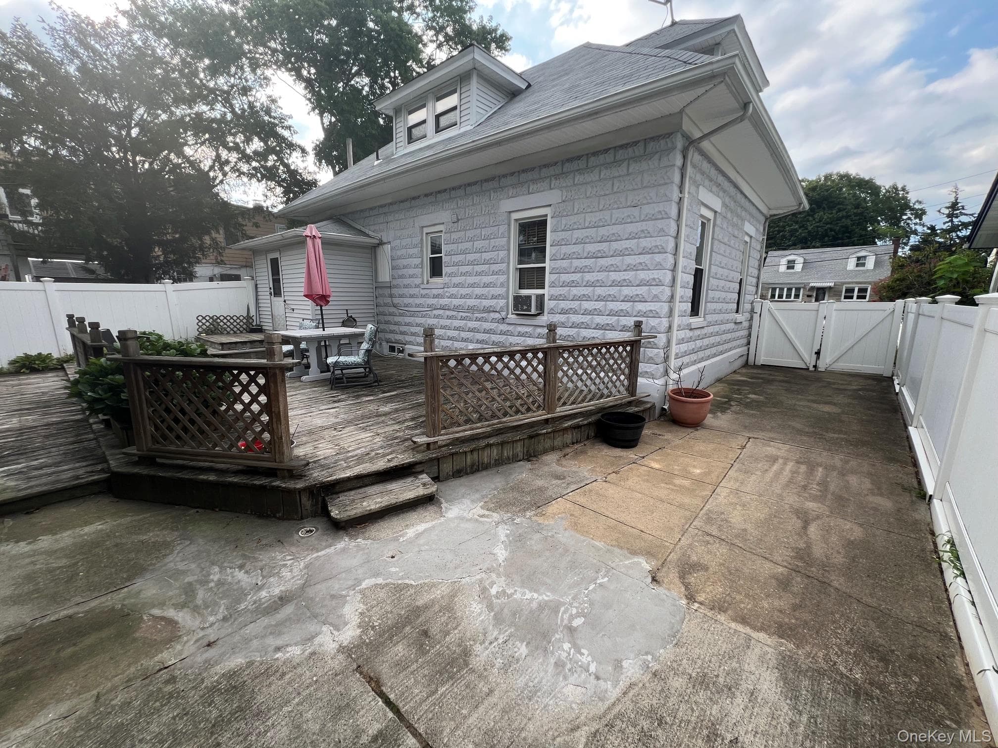 1014 Bonaparte Place thumbnail 26