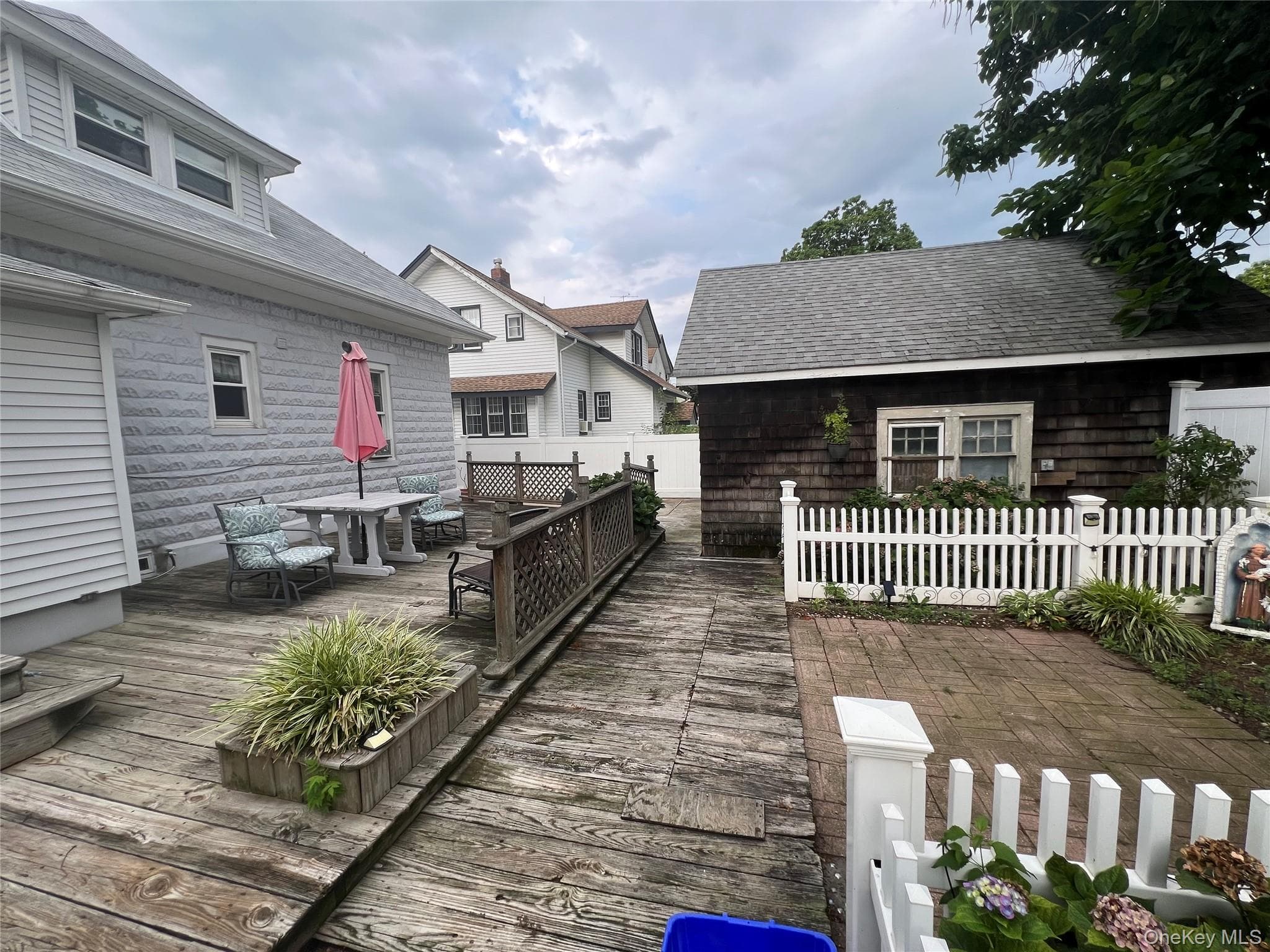 1014 Bonaparte Place thumbnail 25