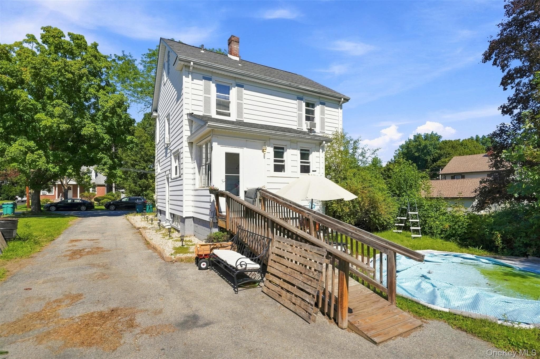 116 E Cedar Street thumbnail 3