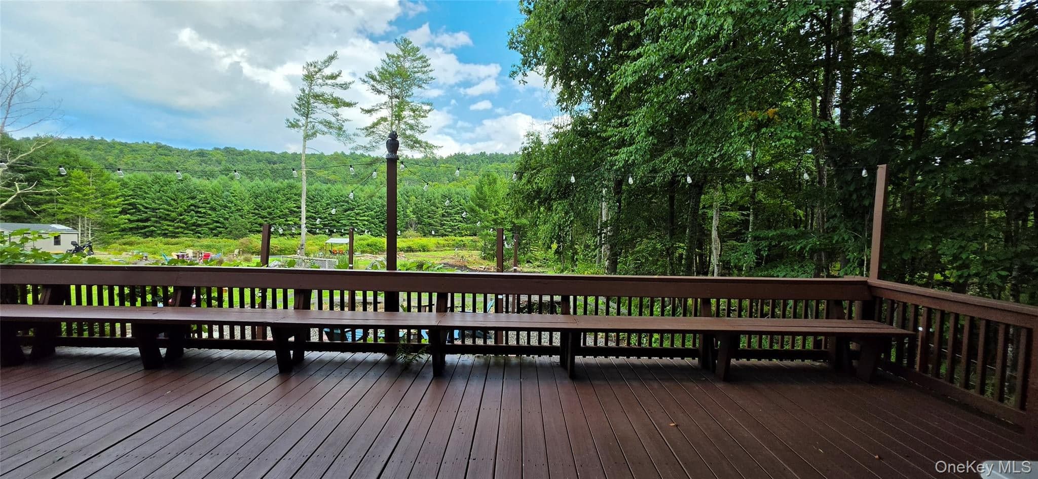 586 Lake Shore Lane thumbnail 20
