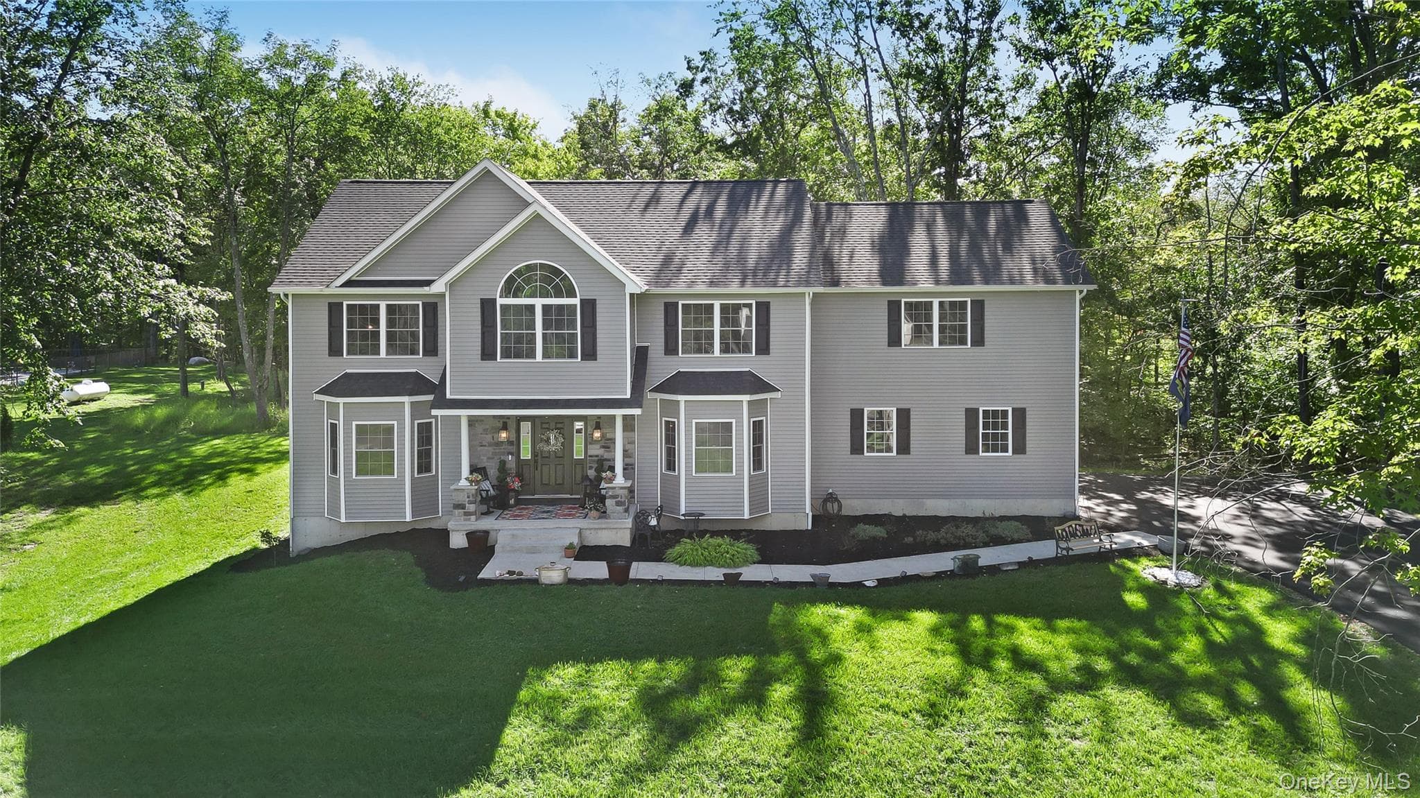 112 Elise Drive thumbnail 3