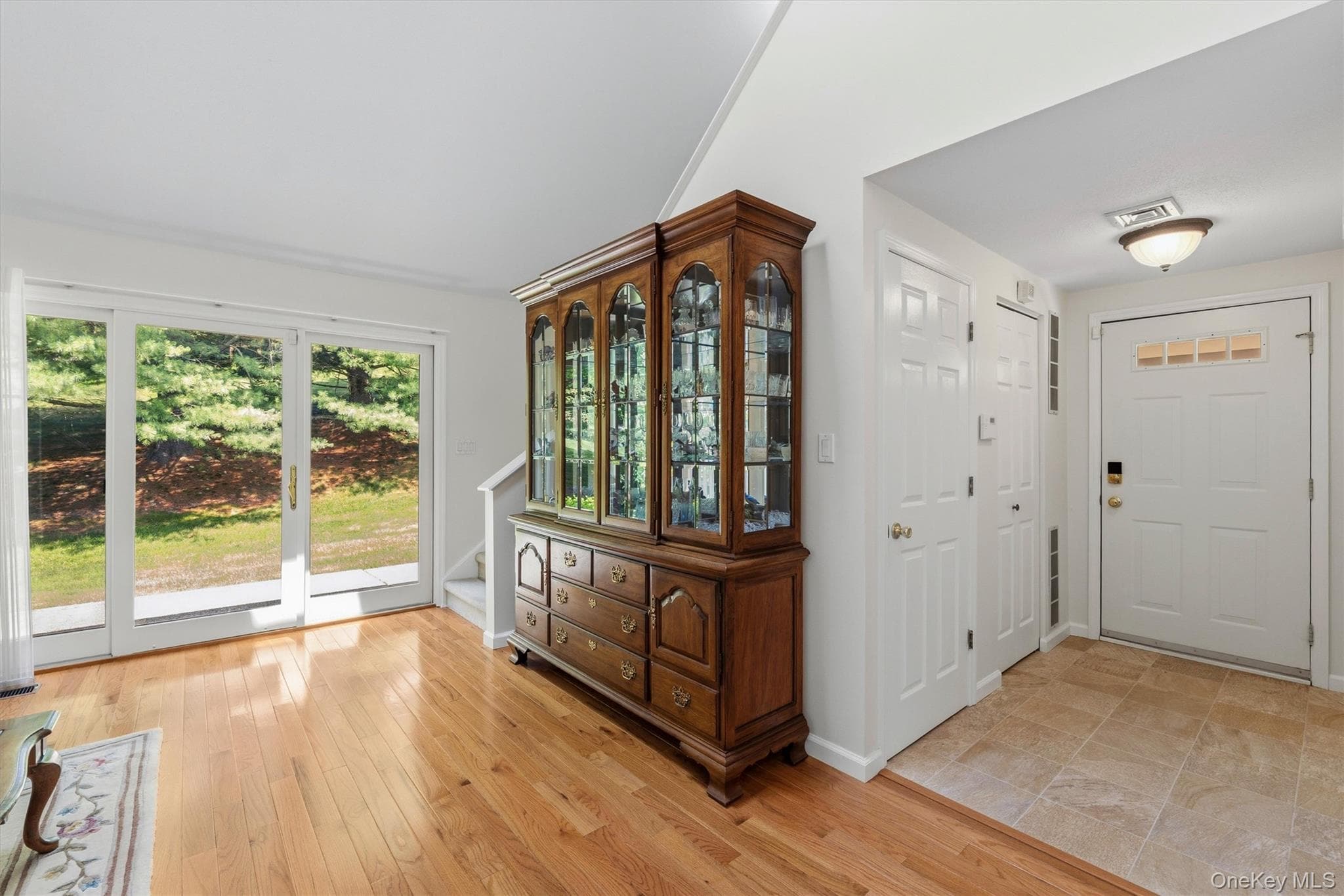 3302 Homestead Court thumbnail 4