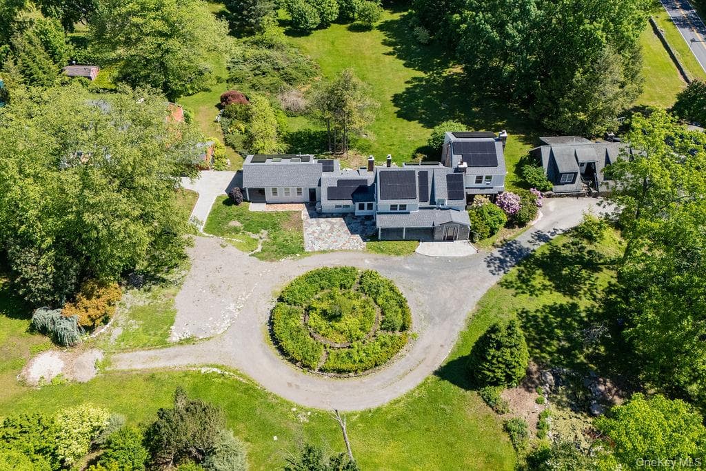 51 Pinesbridge Road thumbnail 42