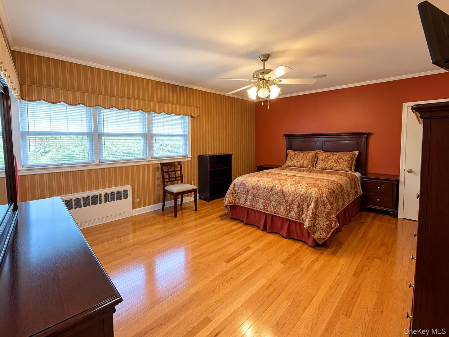 155 Fairview Boulevard thumbnail 11