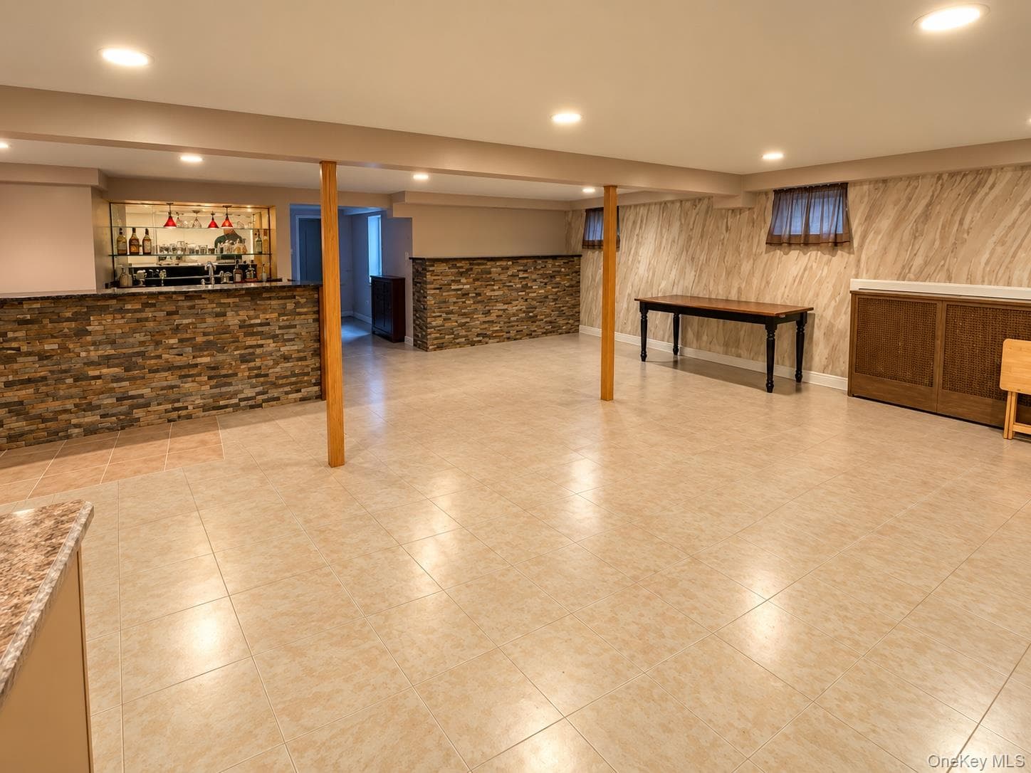 155 Fairview Boulevard thumbnail 17