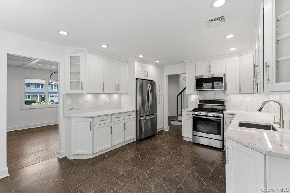 185 Harvard Drive thumbnail 18