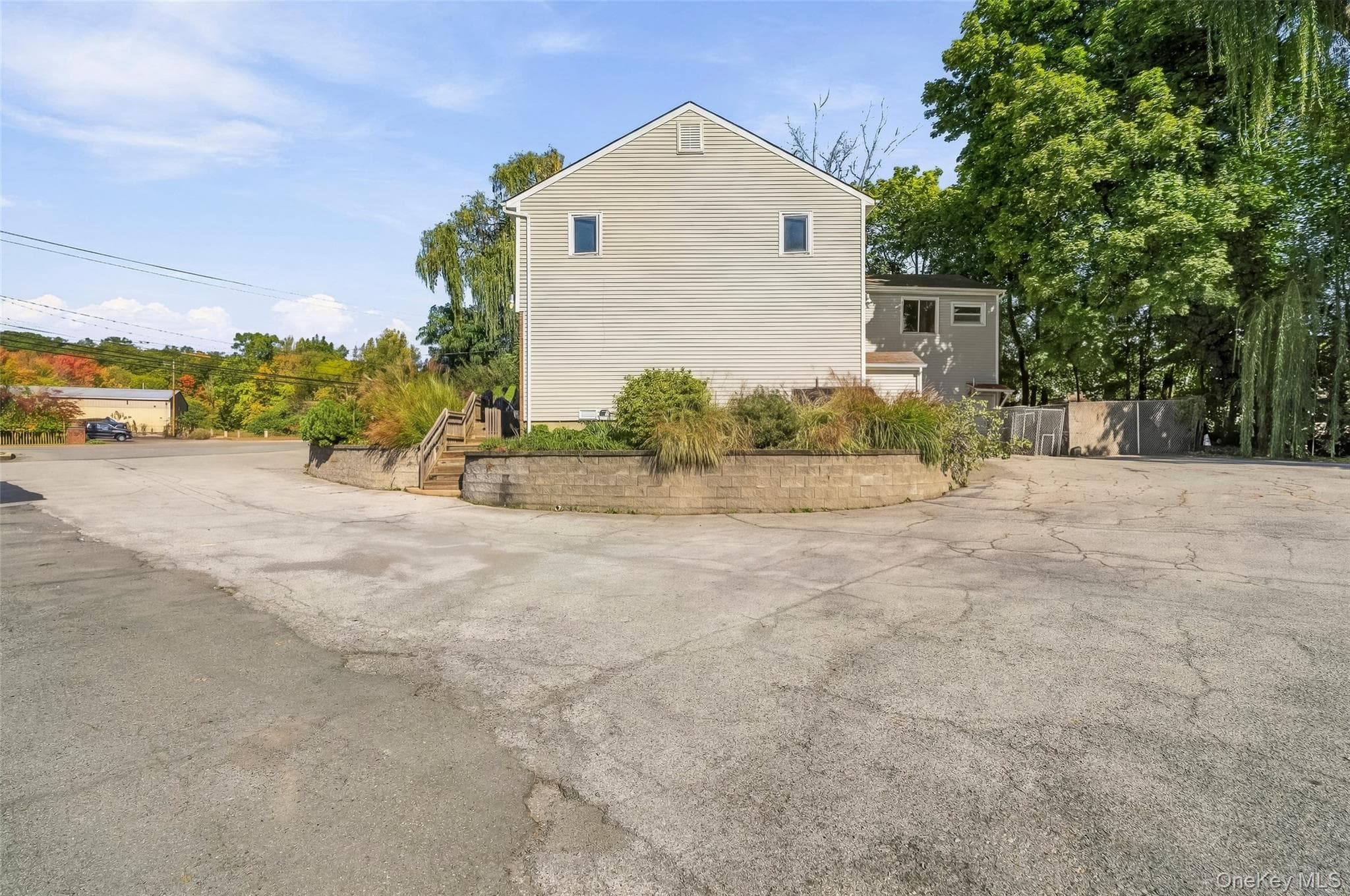 273 Windsor Highway thumbnail 39