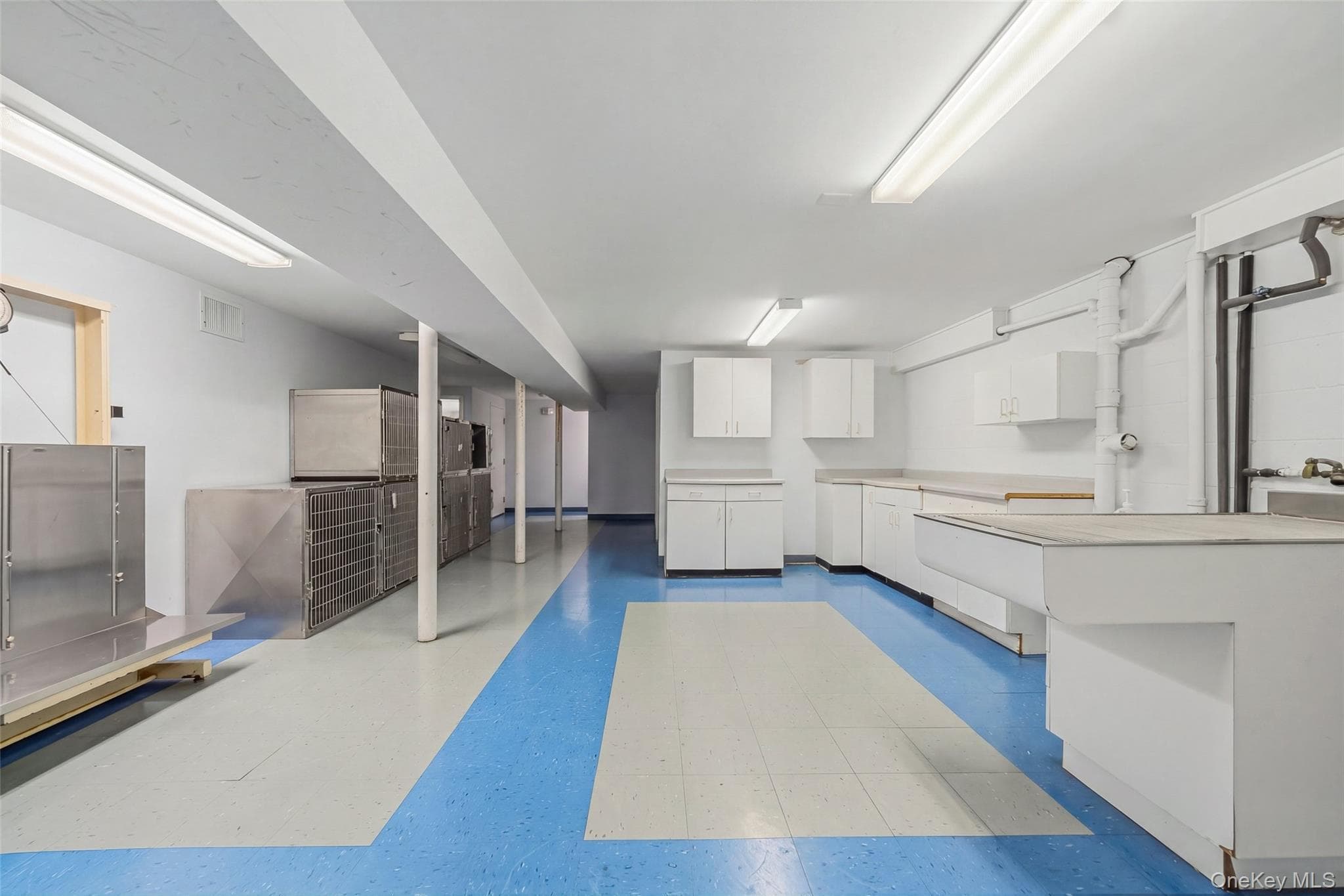 273 Windsor Highway thumbnail 13