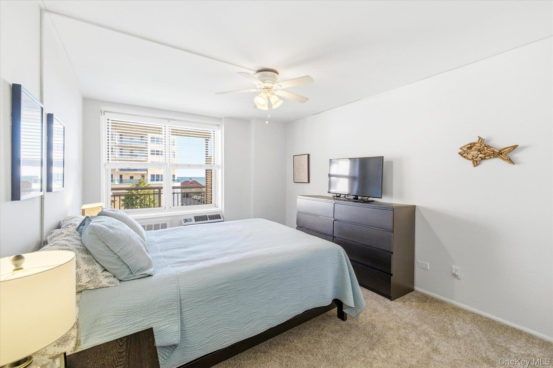 410 E Broadway Unit: 4C thumbnail 10