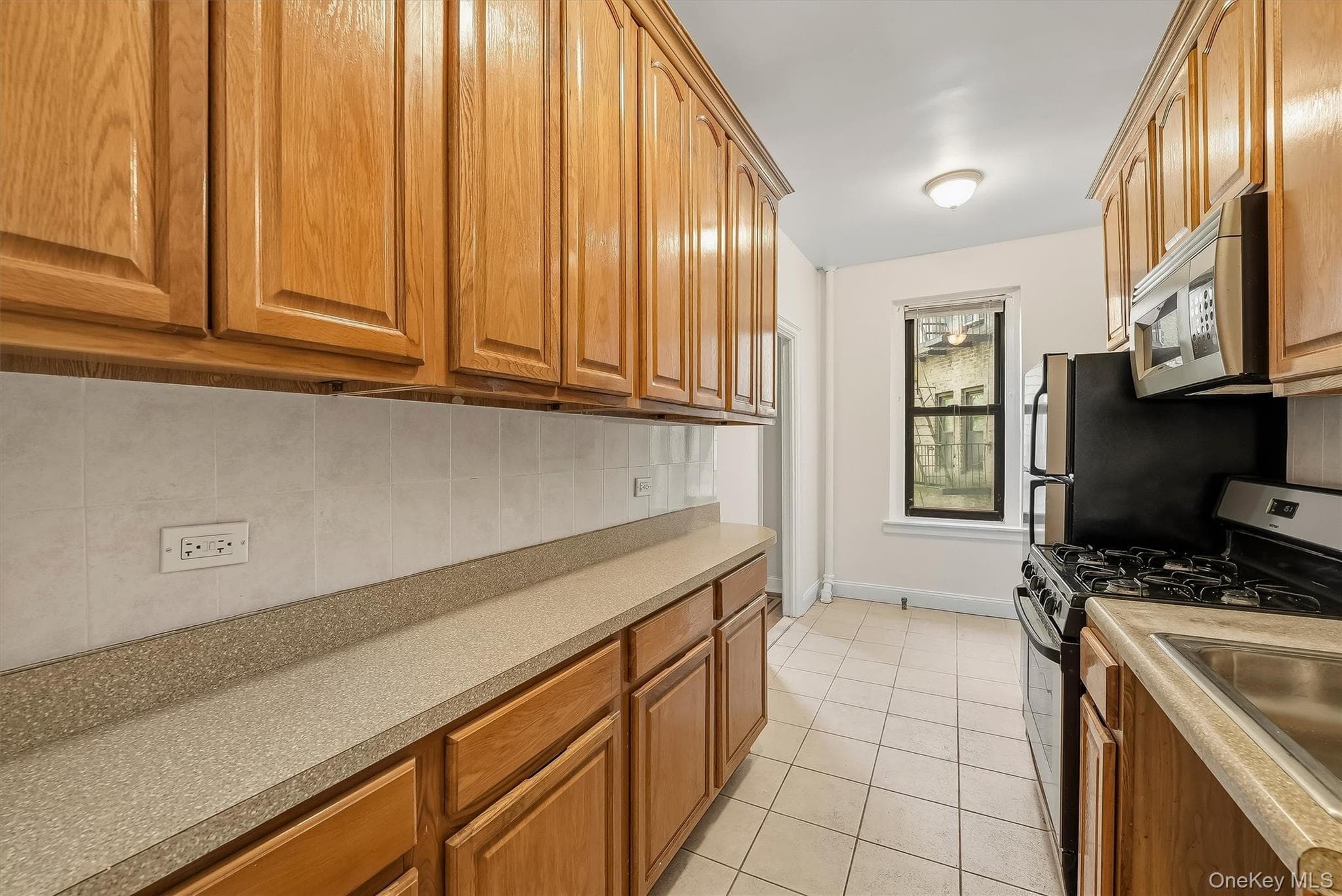 43 Calton Road Unit: 3D thumbnail 13