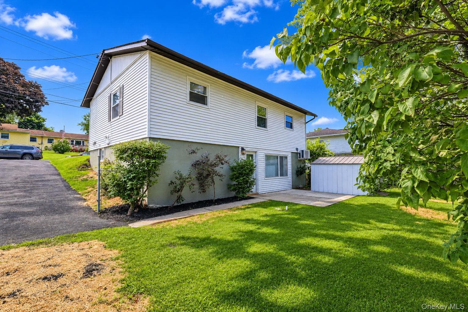 15 Fleetwood Drive thumbnail 25