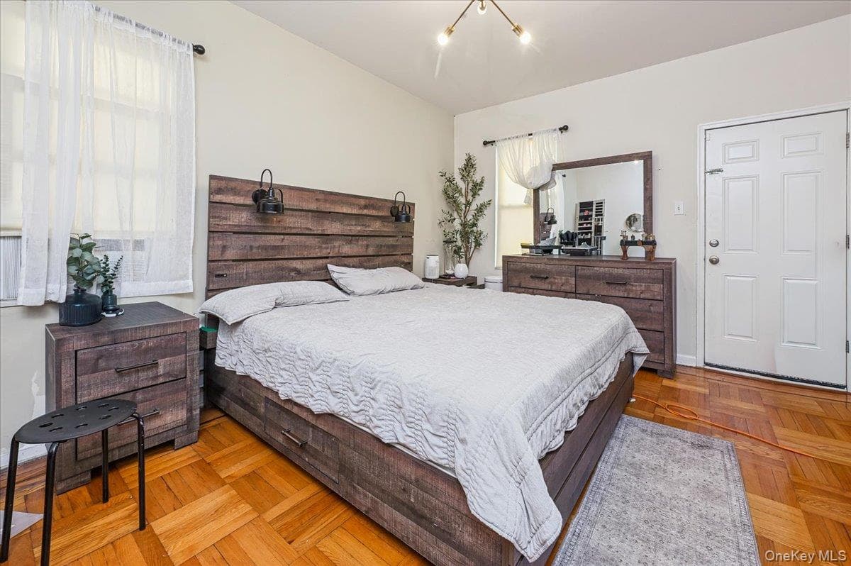 1065 Stell Place thumbnail 14