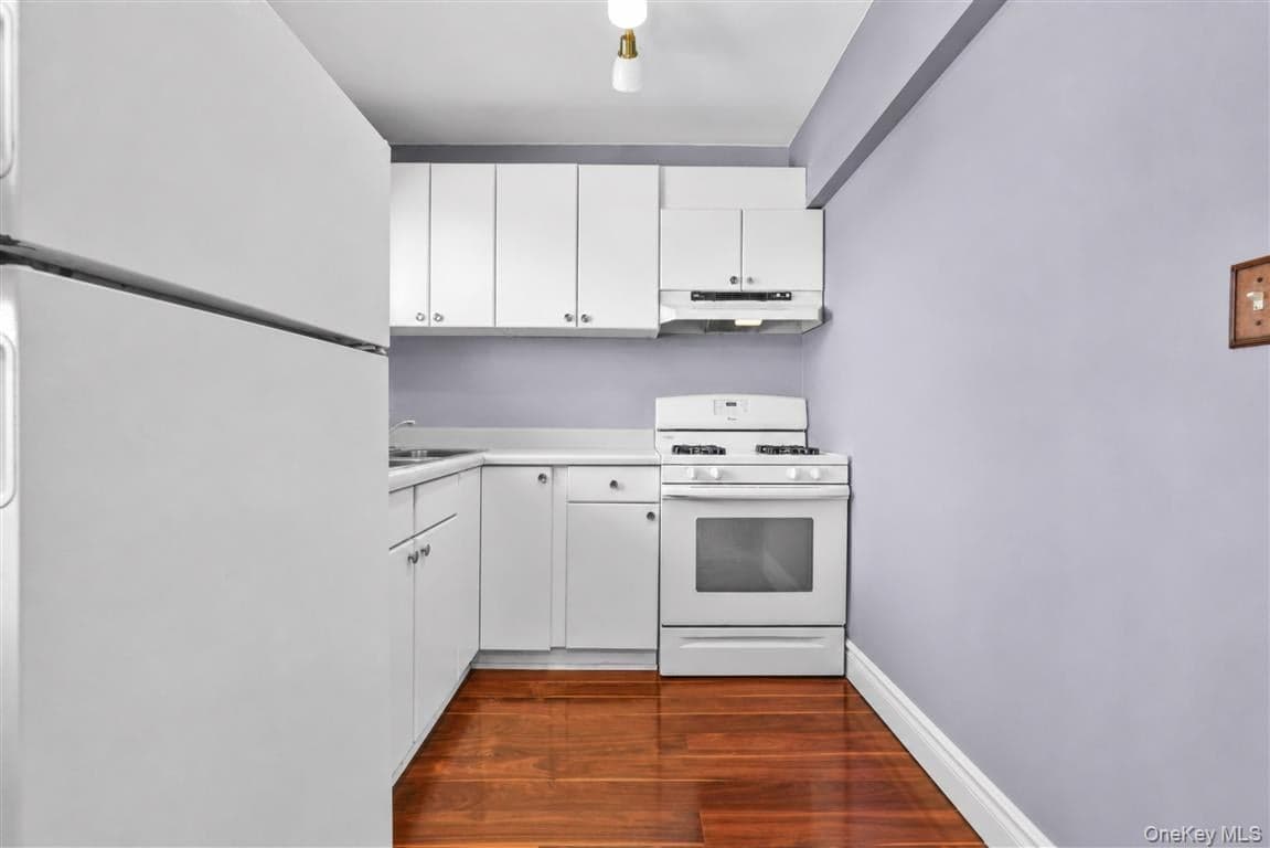 107-17 Metropolitan Avenue thumbnail 14